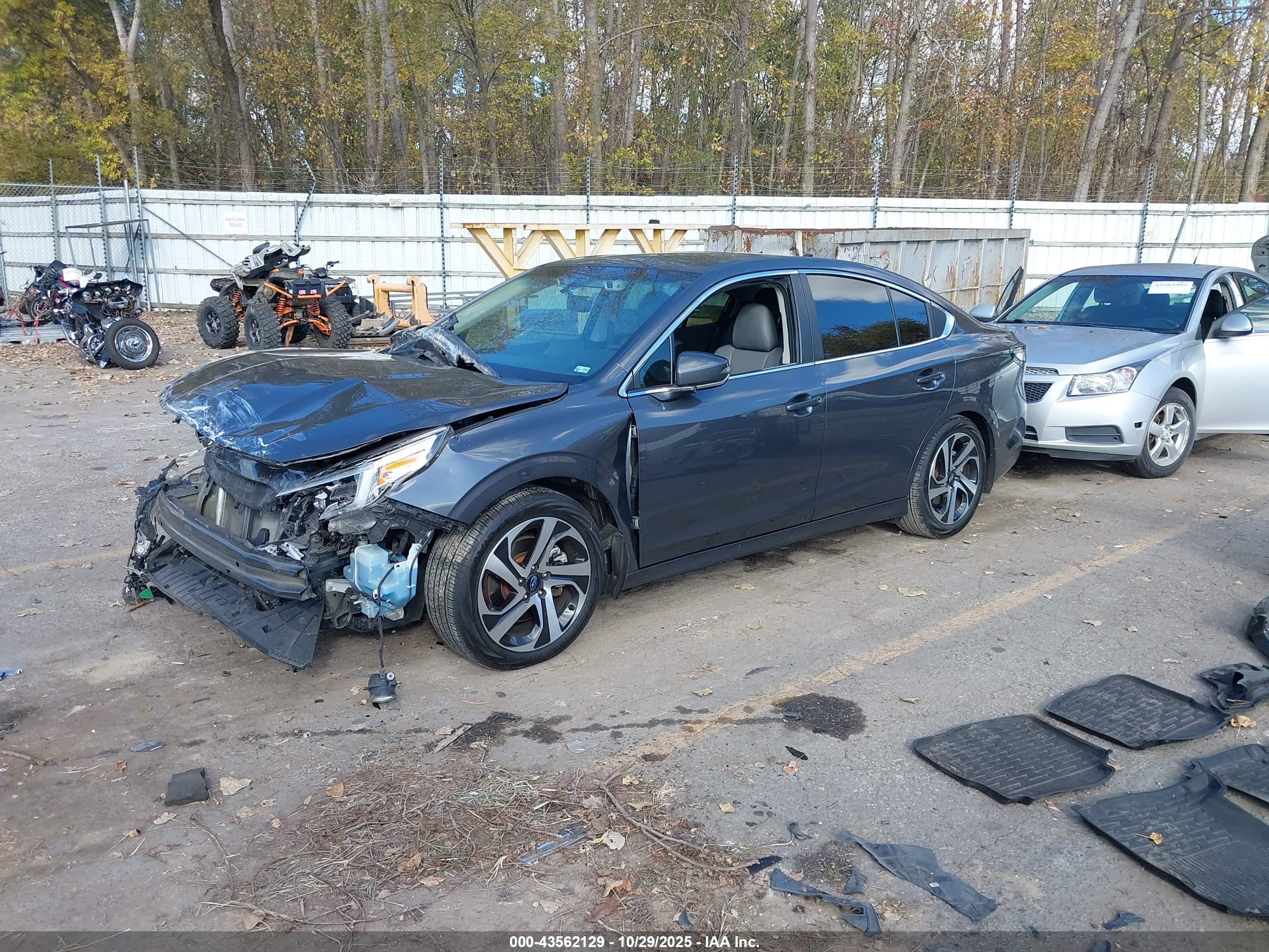 SUBARU LEGACY image 2