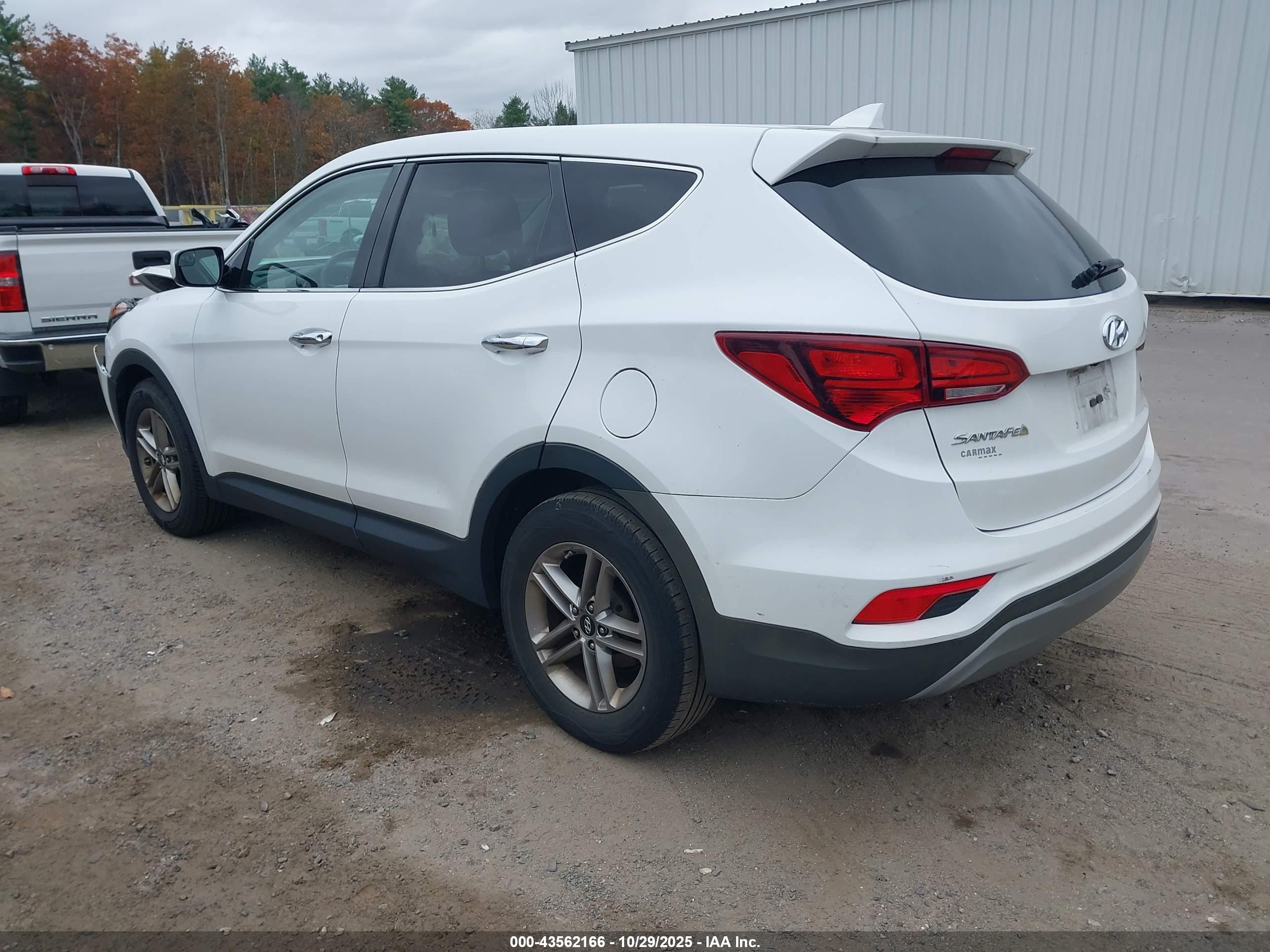 HYUNDAI SANTA image 3