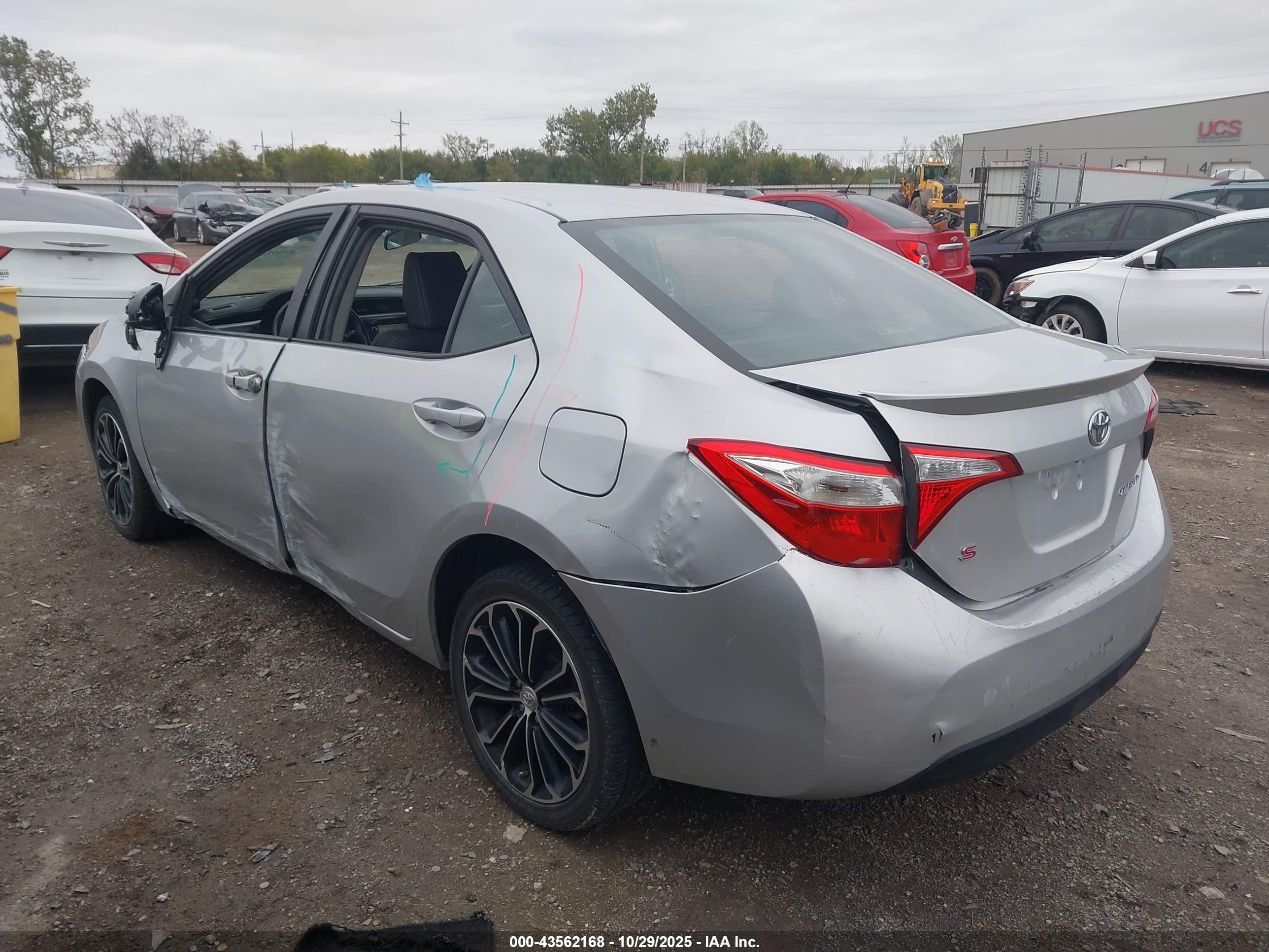 TOYOTA COROLLA image 3