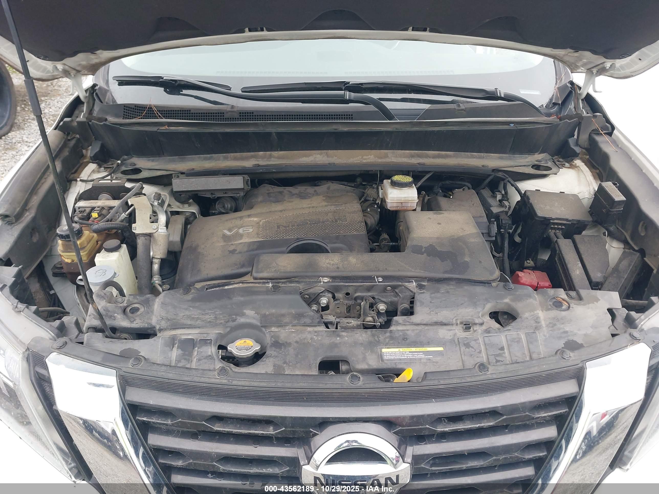 NISSAN PATHFINDER image 10