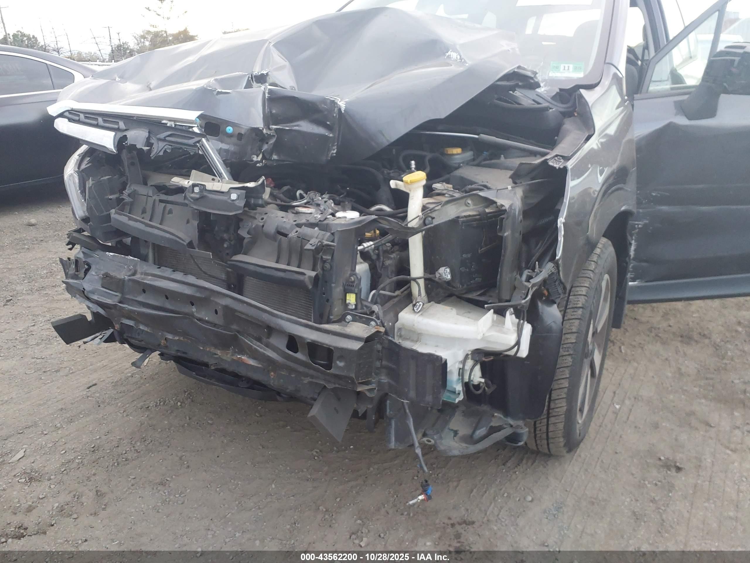 SUBARU FORESTER image 6