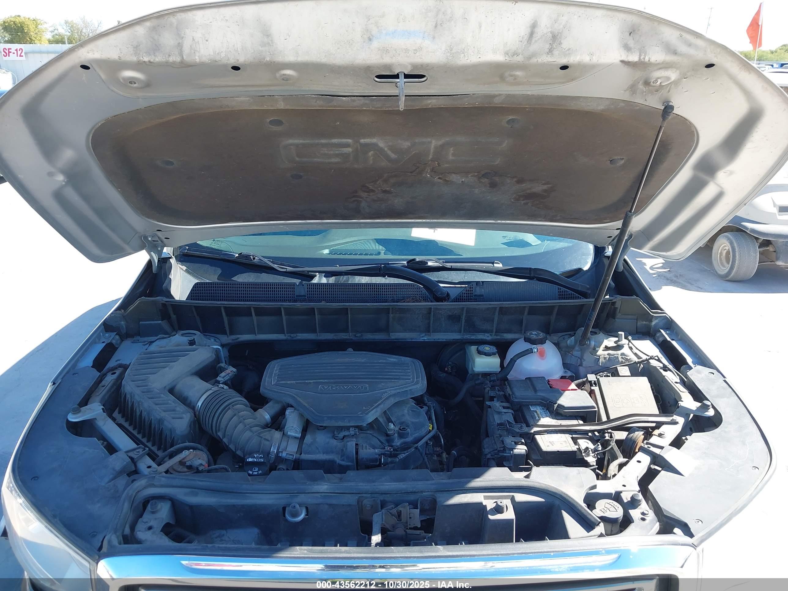 GMC ACADIA image 10