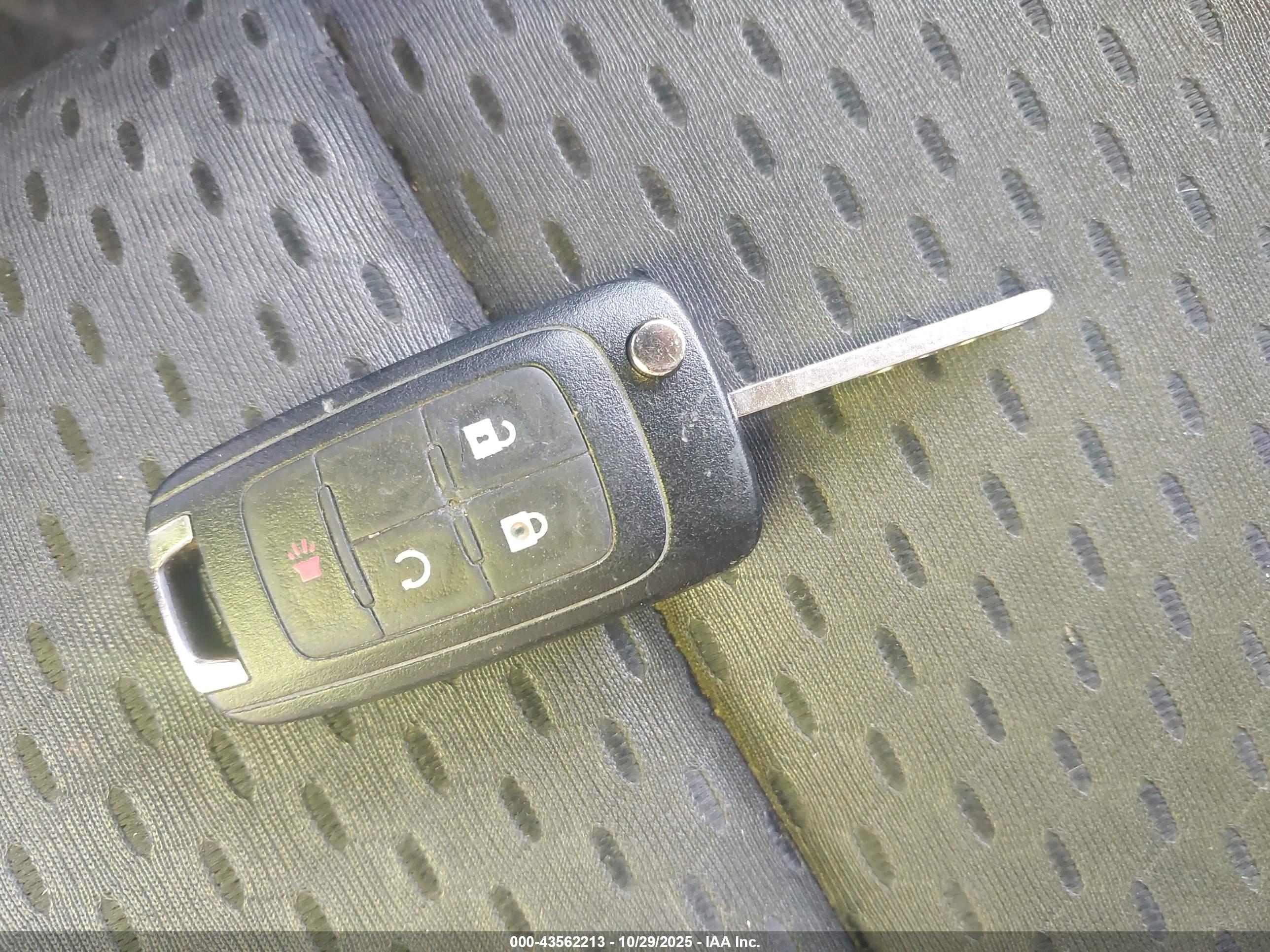 GMC TERRAIN image 11