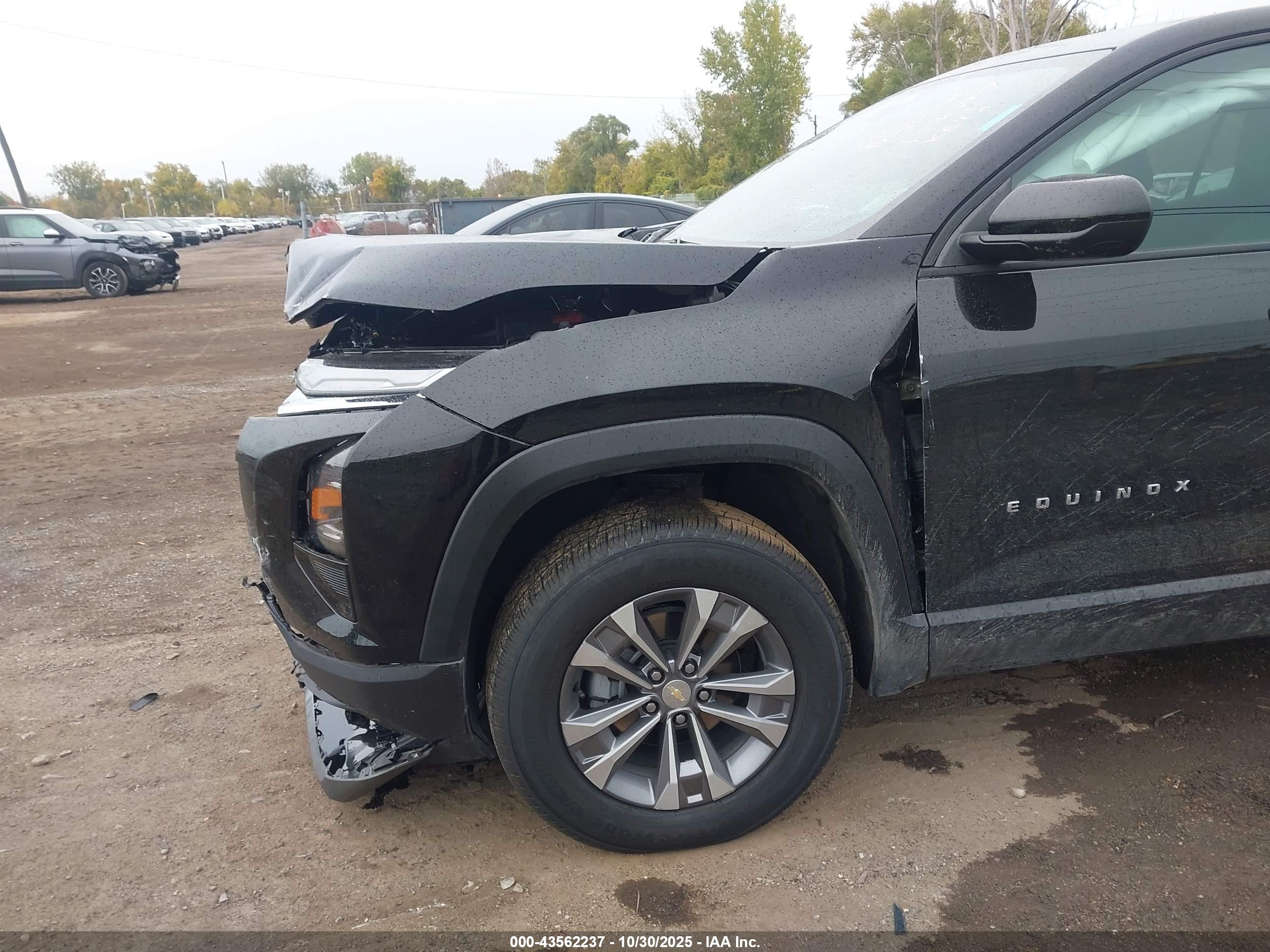 CHEVROLET EQUINOX image 6