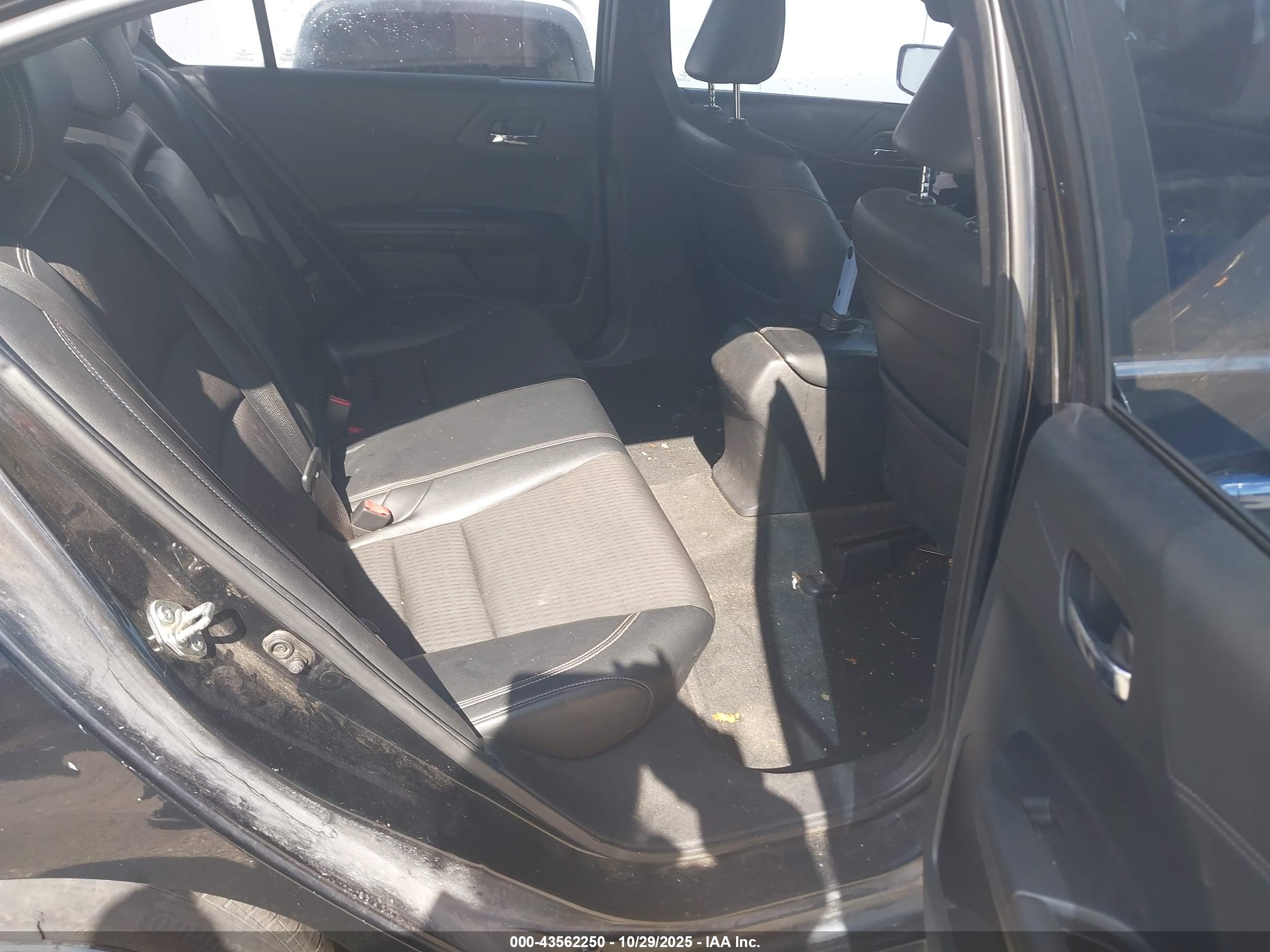 HONDA ACCORD image 8