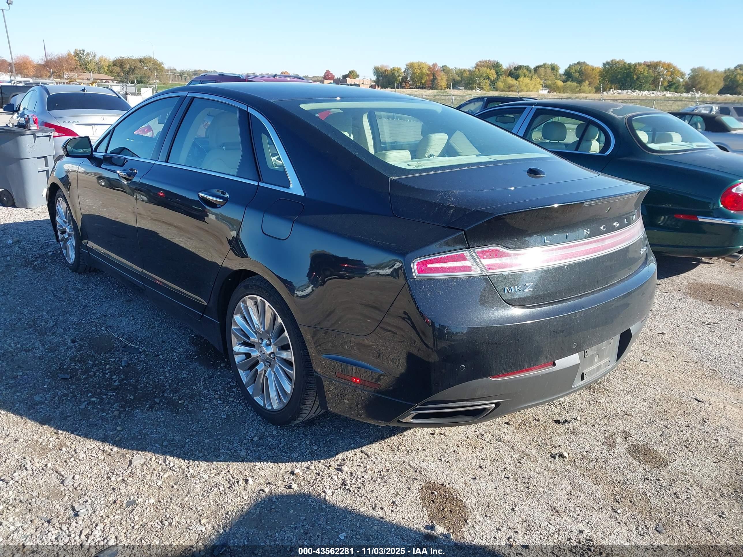 LINCOLN MKZ image 3