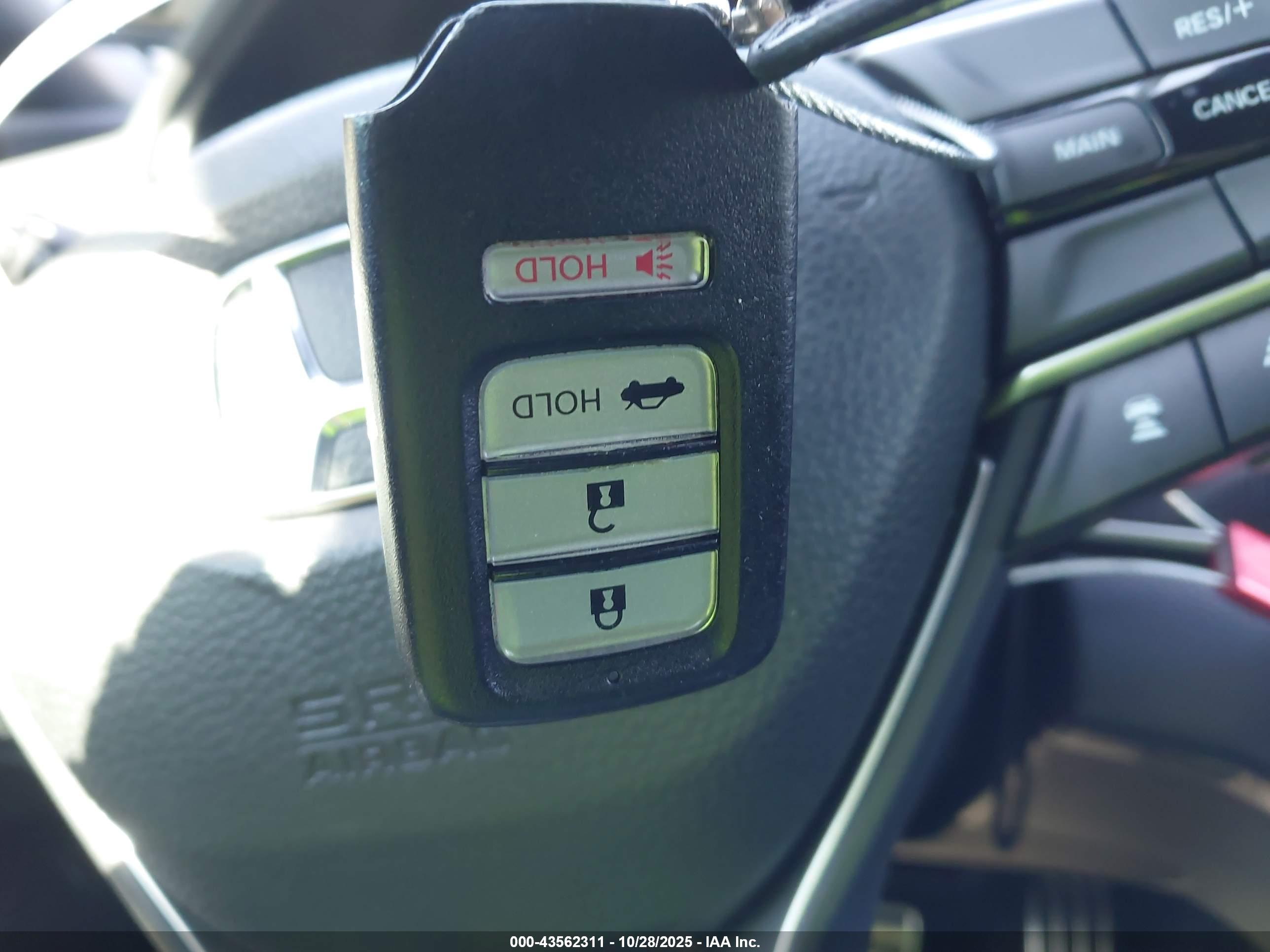 HONDA ACCORD image 11