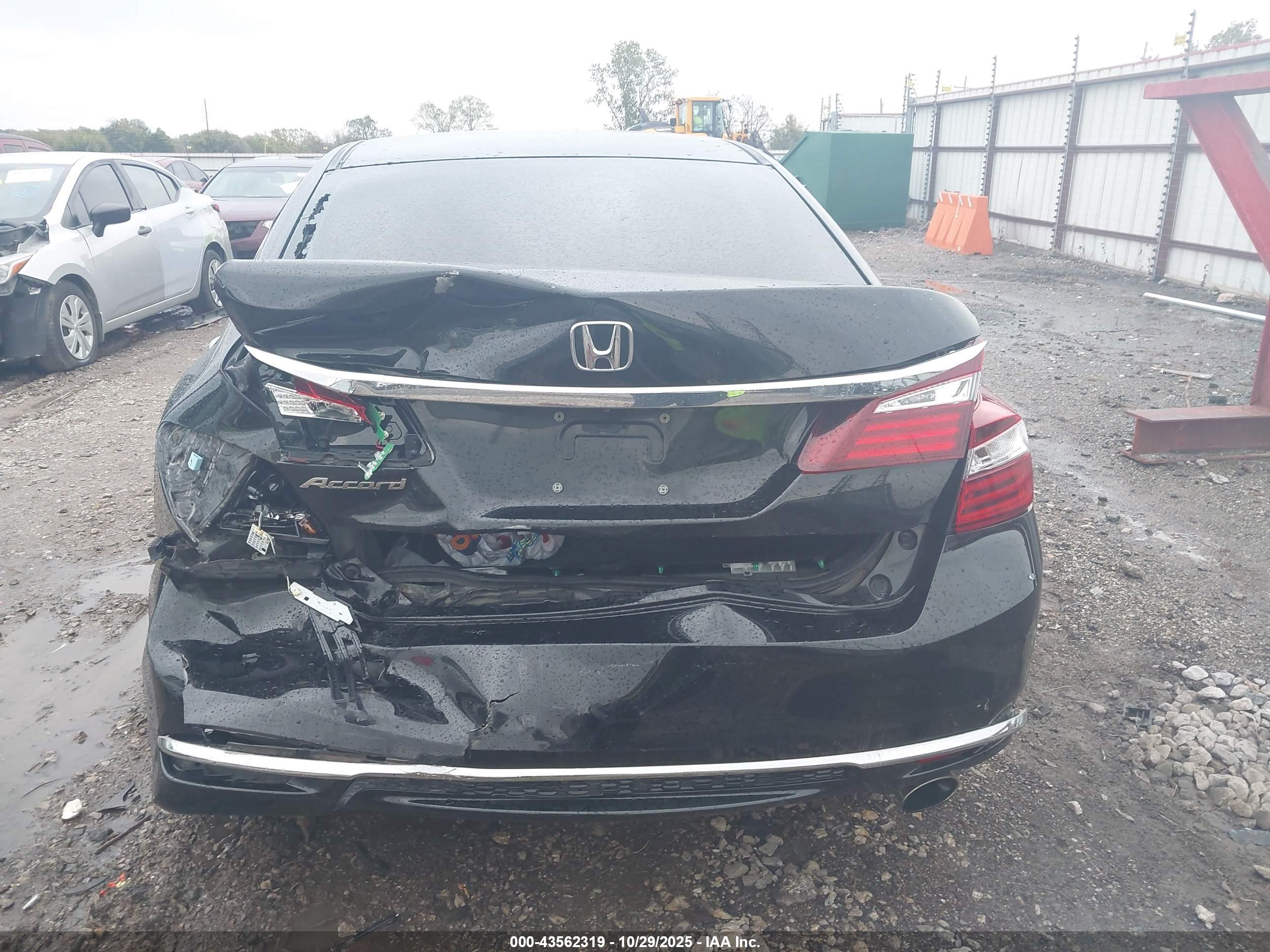 HONDA ACCORD image 6