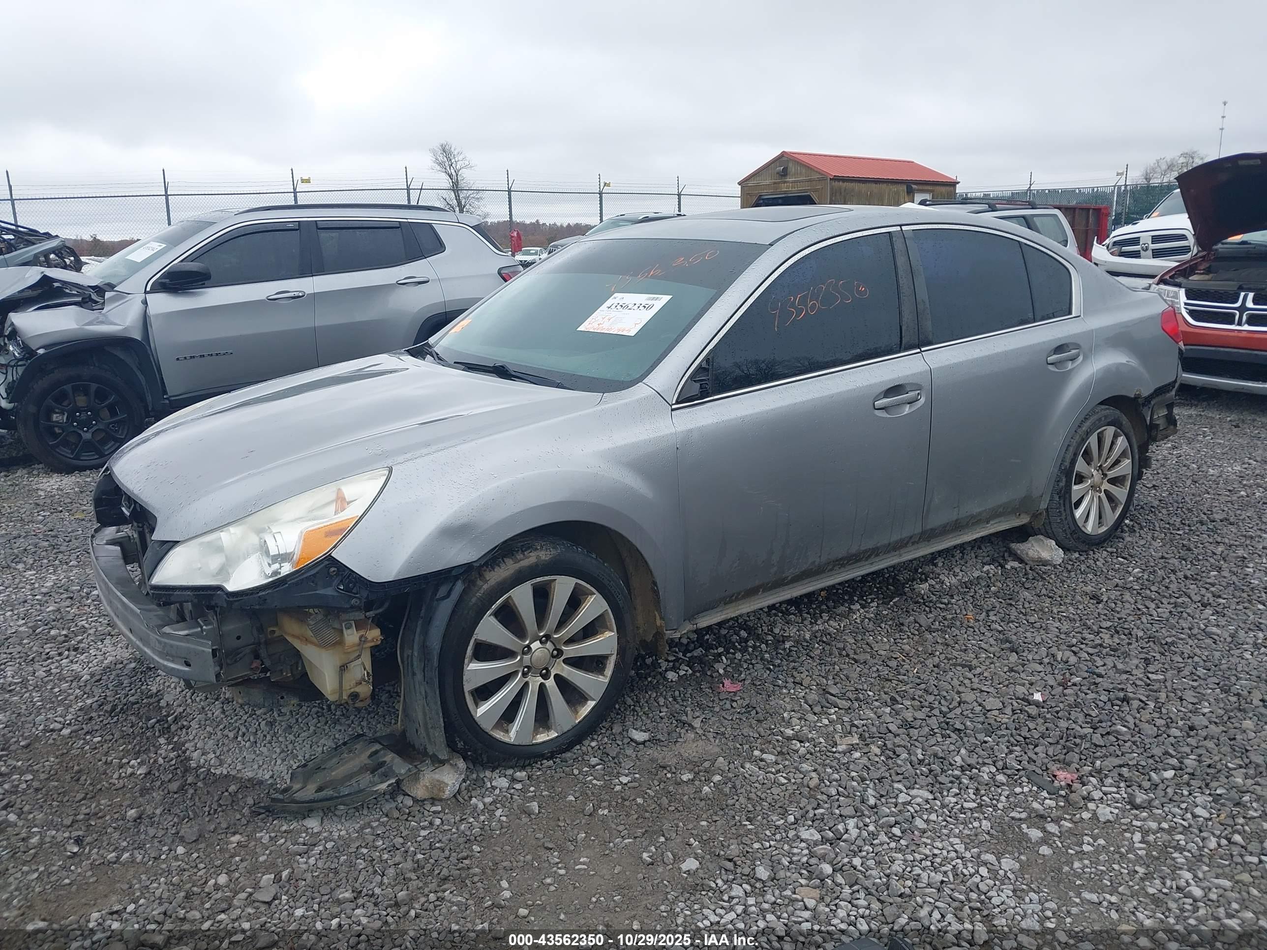SUBARU LEGACY image 2