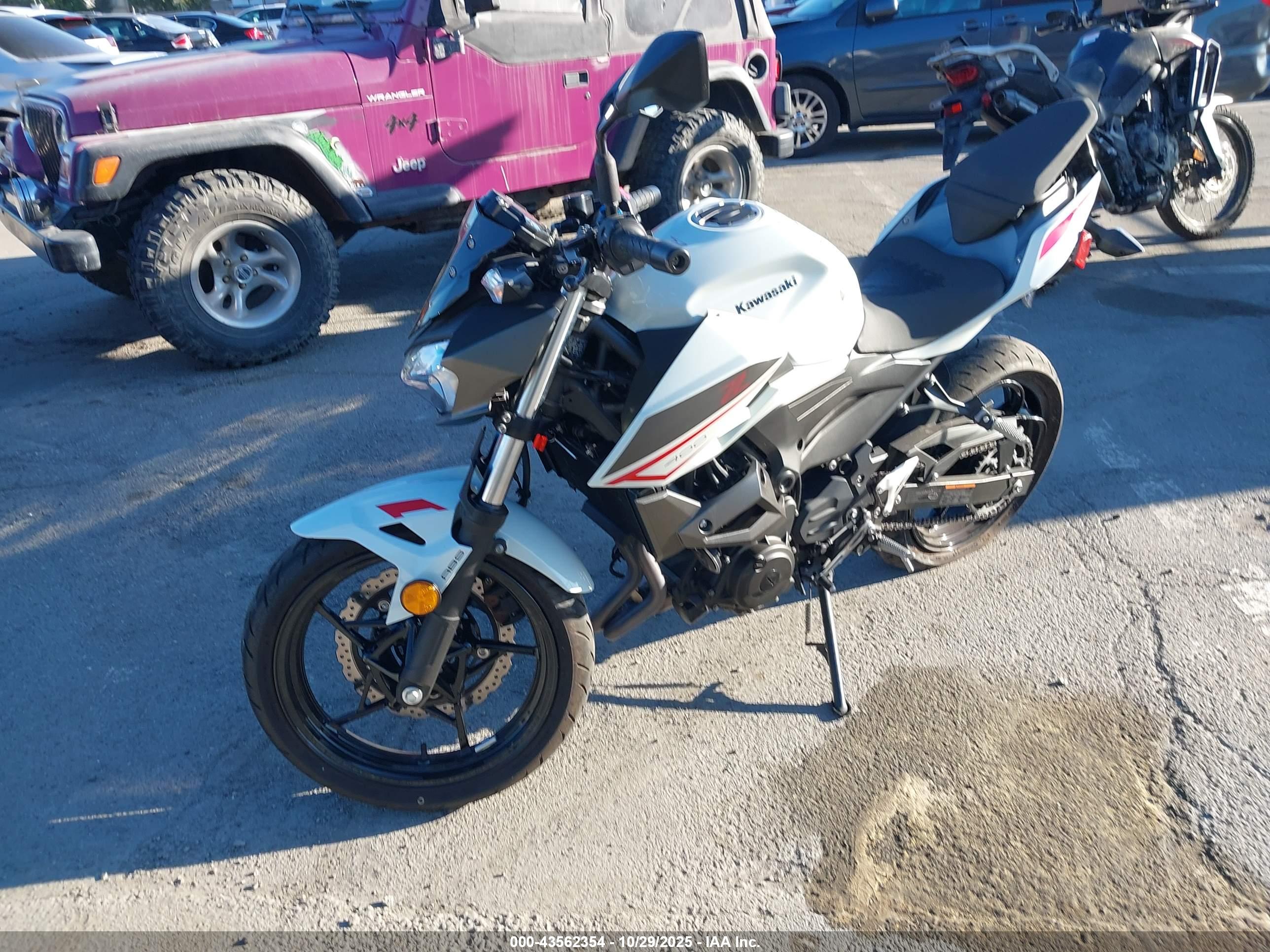 KAWASAKI ER400 image 2