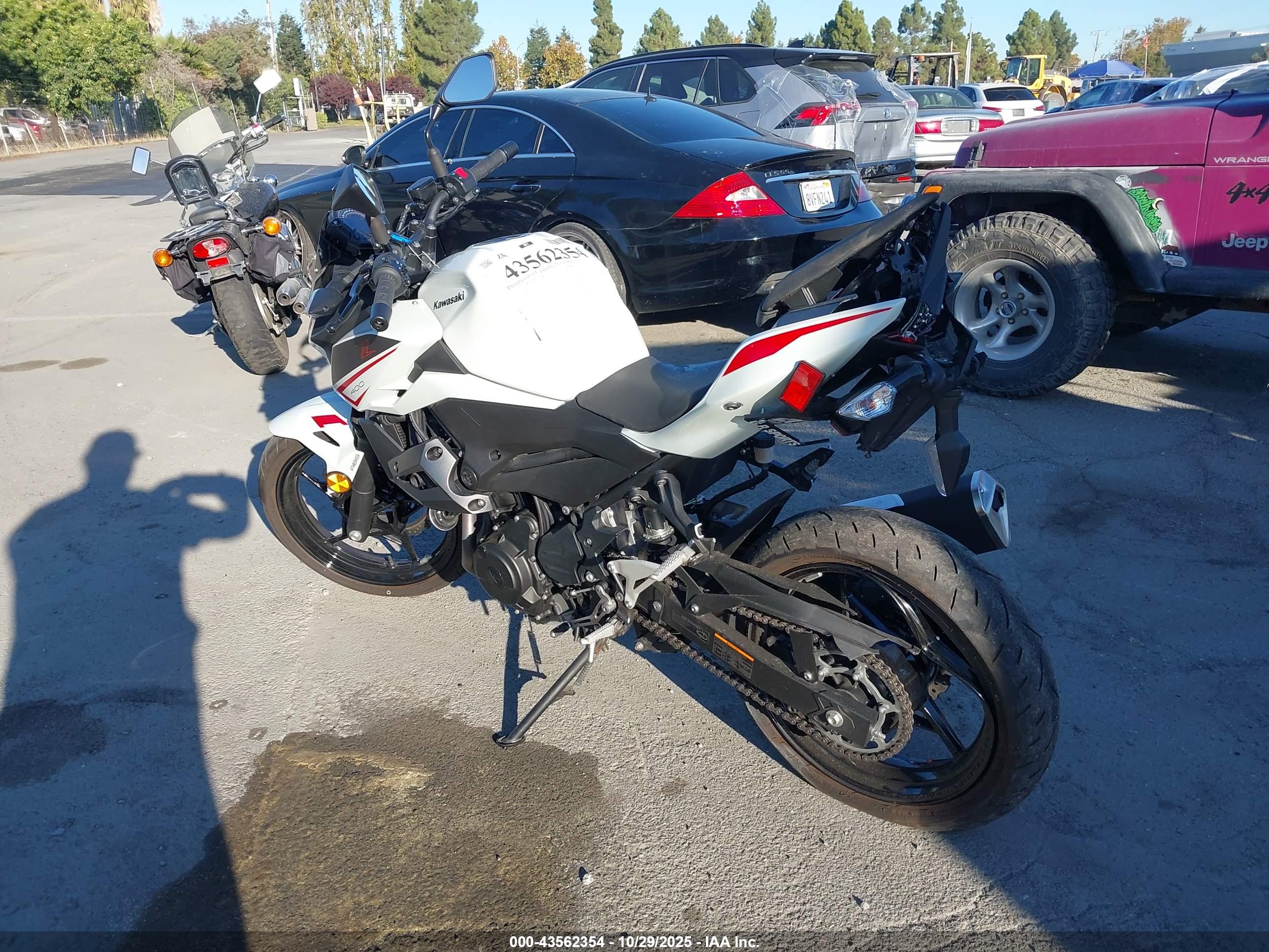 KAWASAKI ER400 image 3