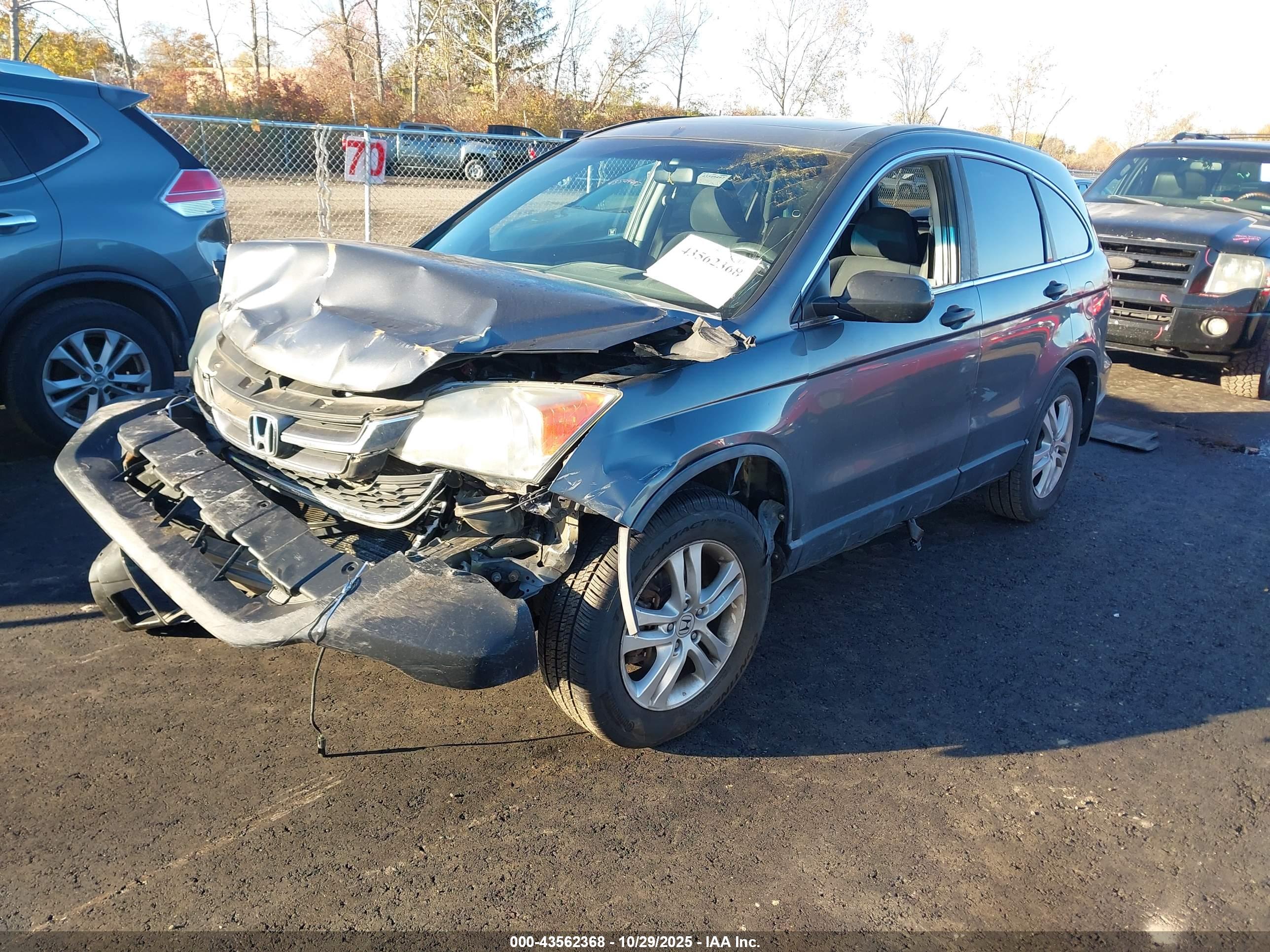 HONDA CR-V image 2