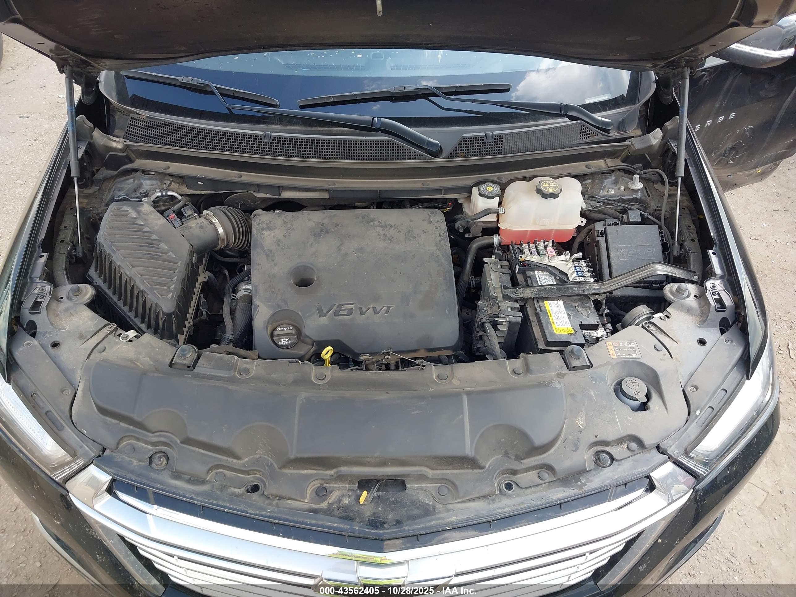CHEVROLET TRAVERSE image 10