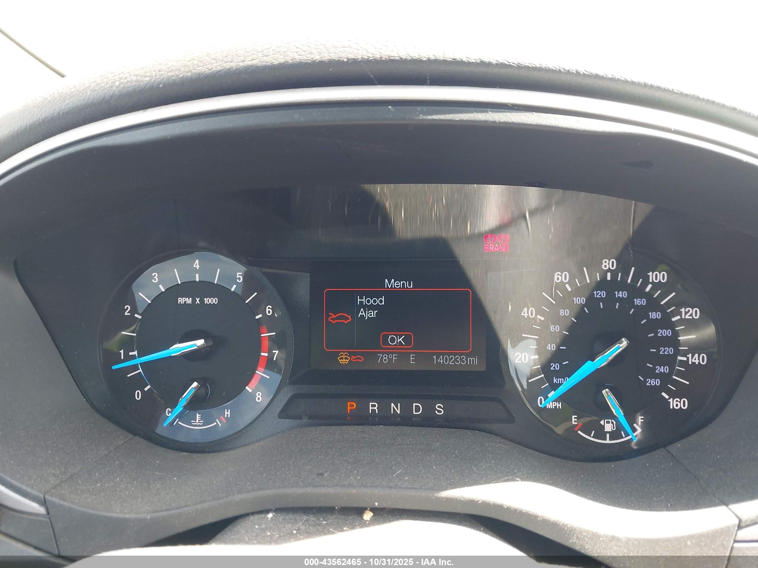 FORD FUSION image 7