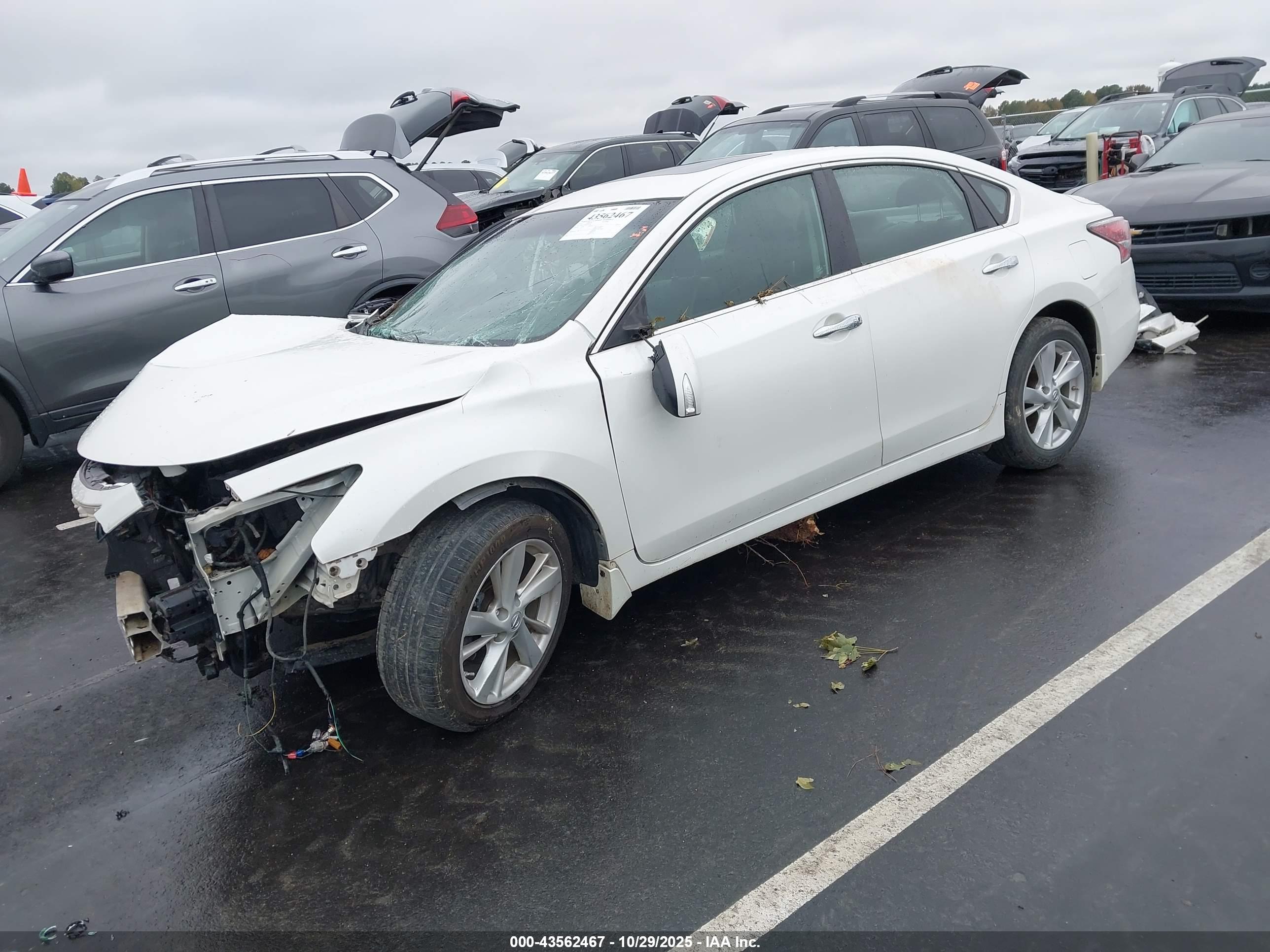 NISSAN ALTIMA image 2