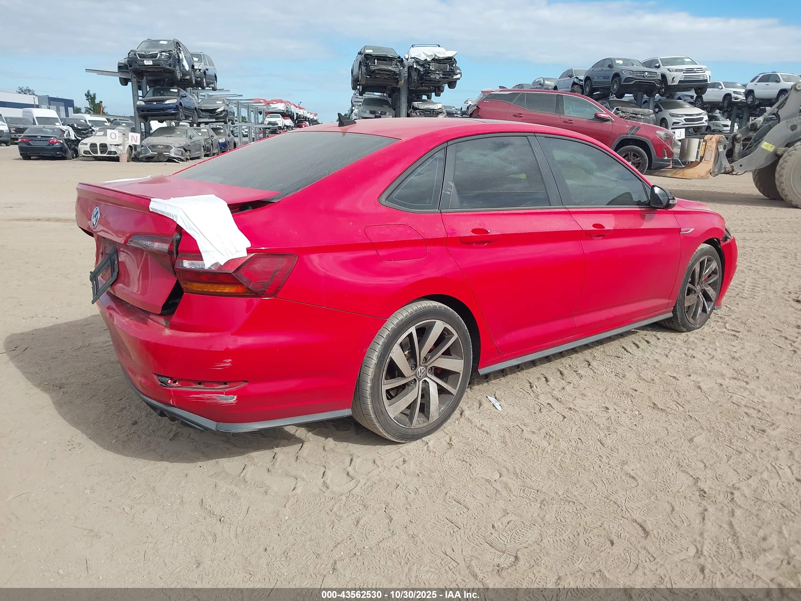 VOLKSWAGEN JETTA image 4
