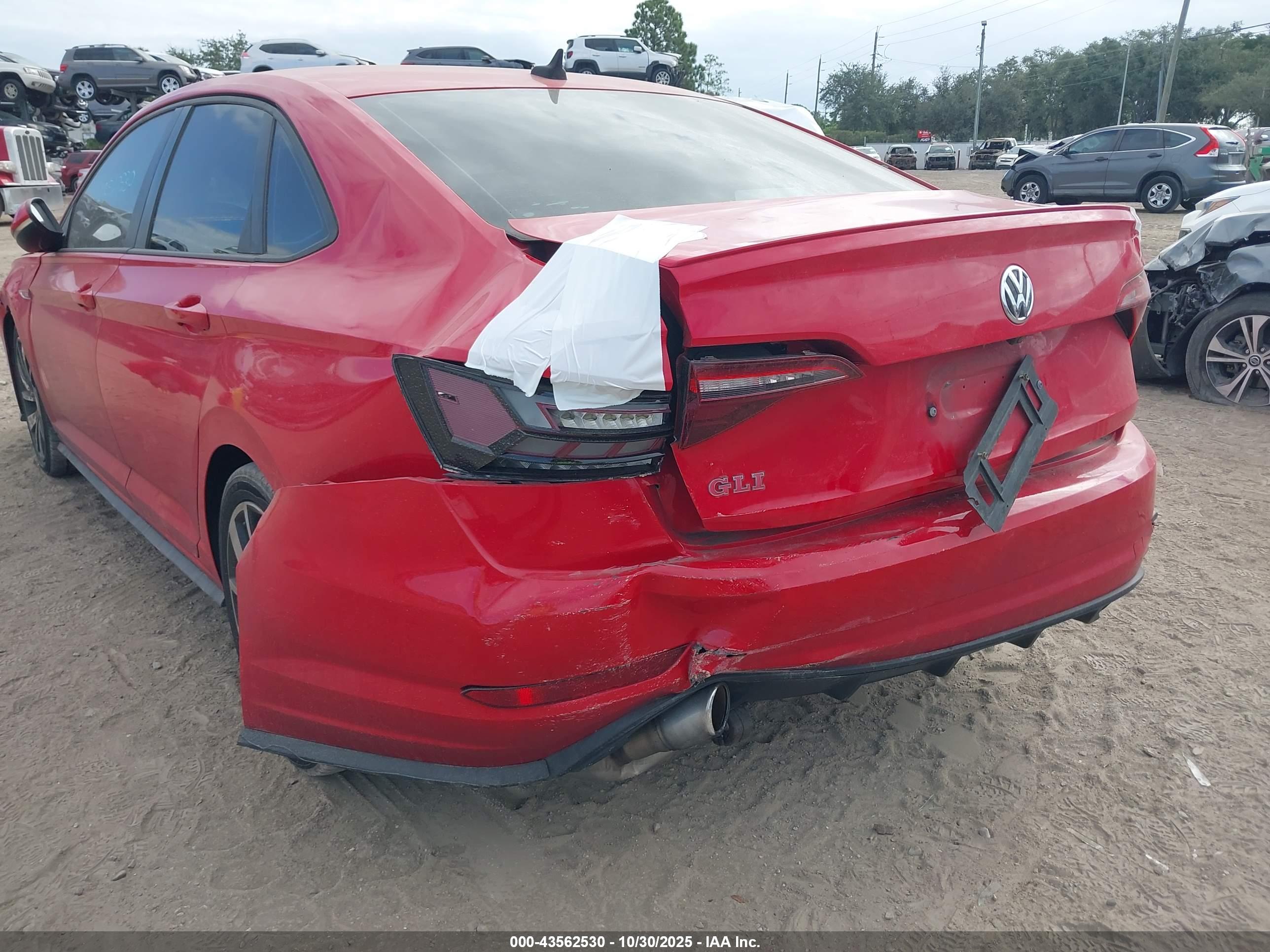 VOLKSWAGEN JETTA image 6