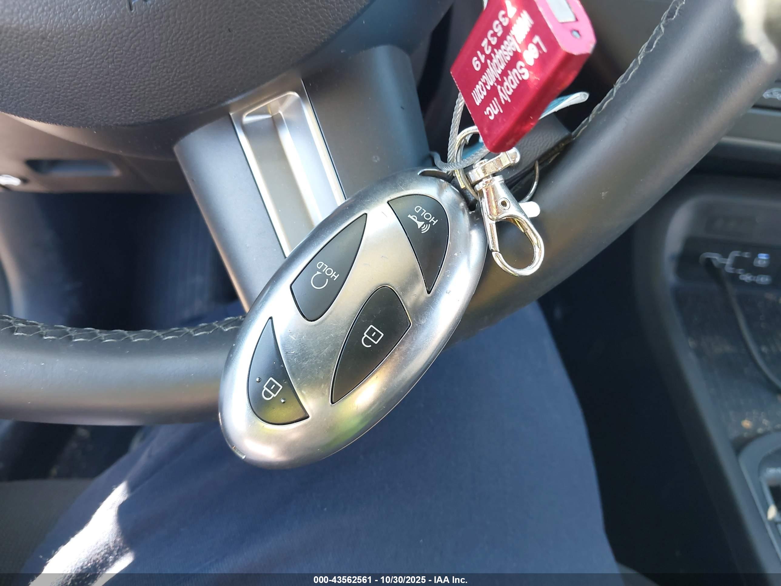 HYUNDAI KONA image 11