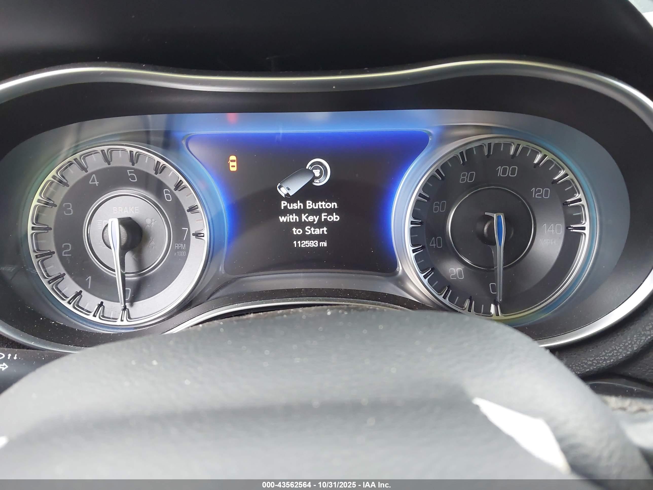CHRYSLER 300 image 7