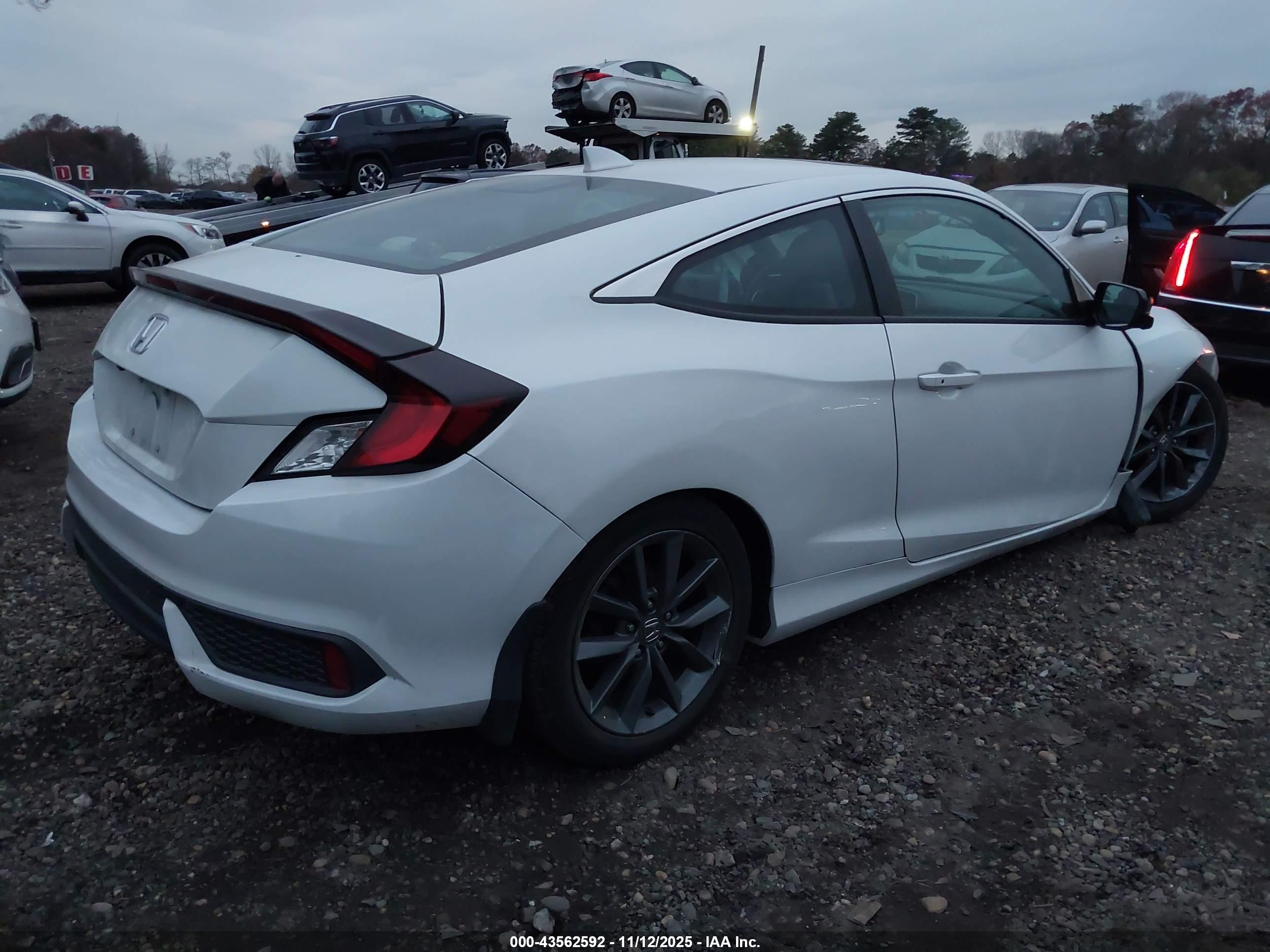 HONDA CIVIC image 4