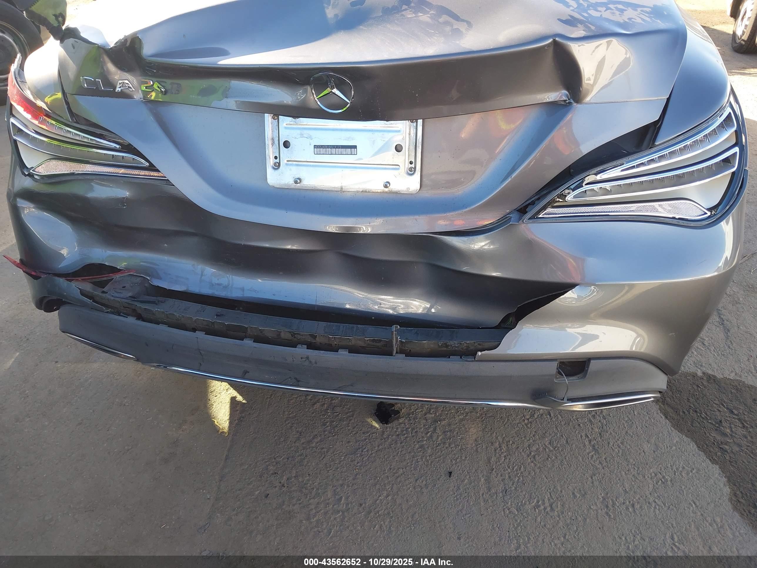 MERCEDES-BENZ CLA image 6