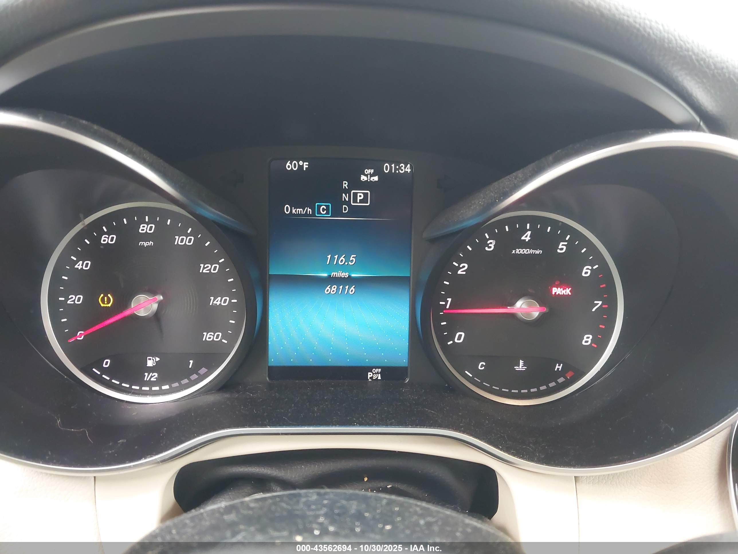 MERCEDES-BENZ GLC image 7