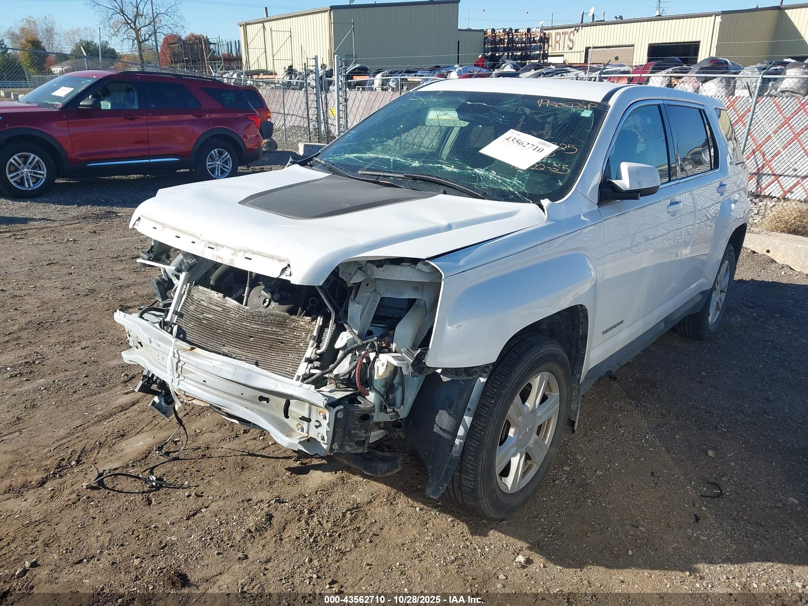 GMC TERRAIN image 2