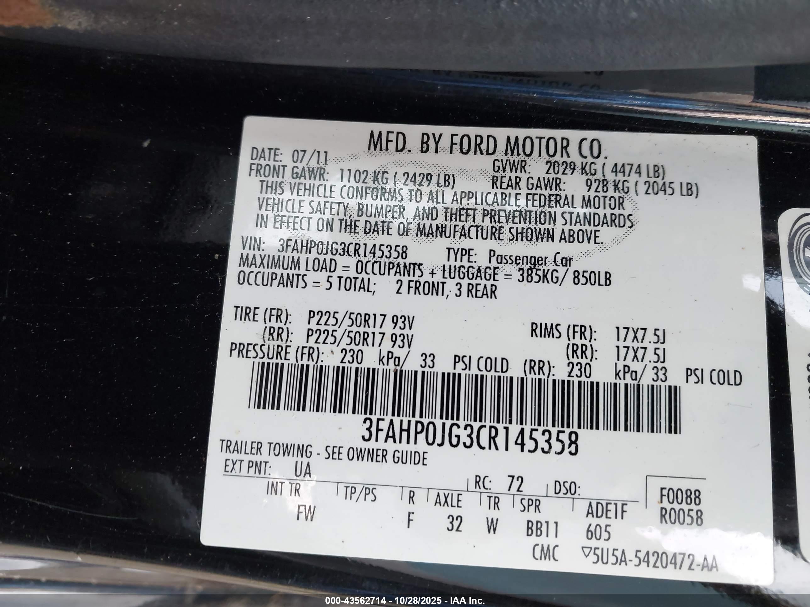 FORD FUSION image 9