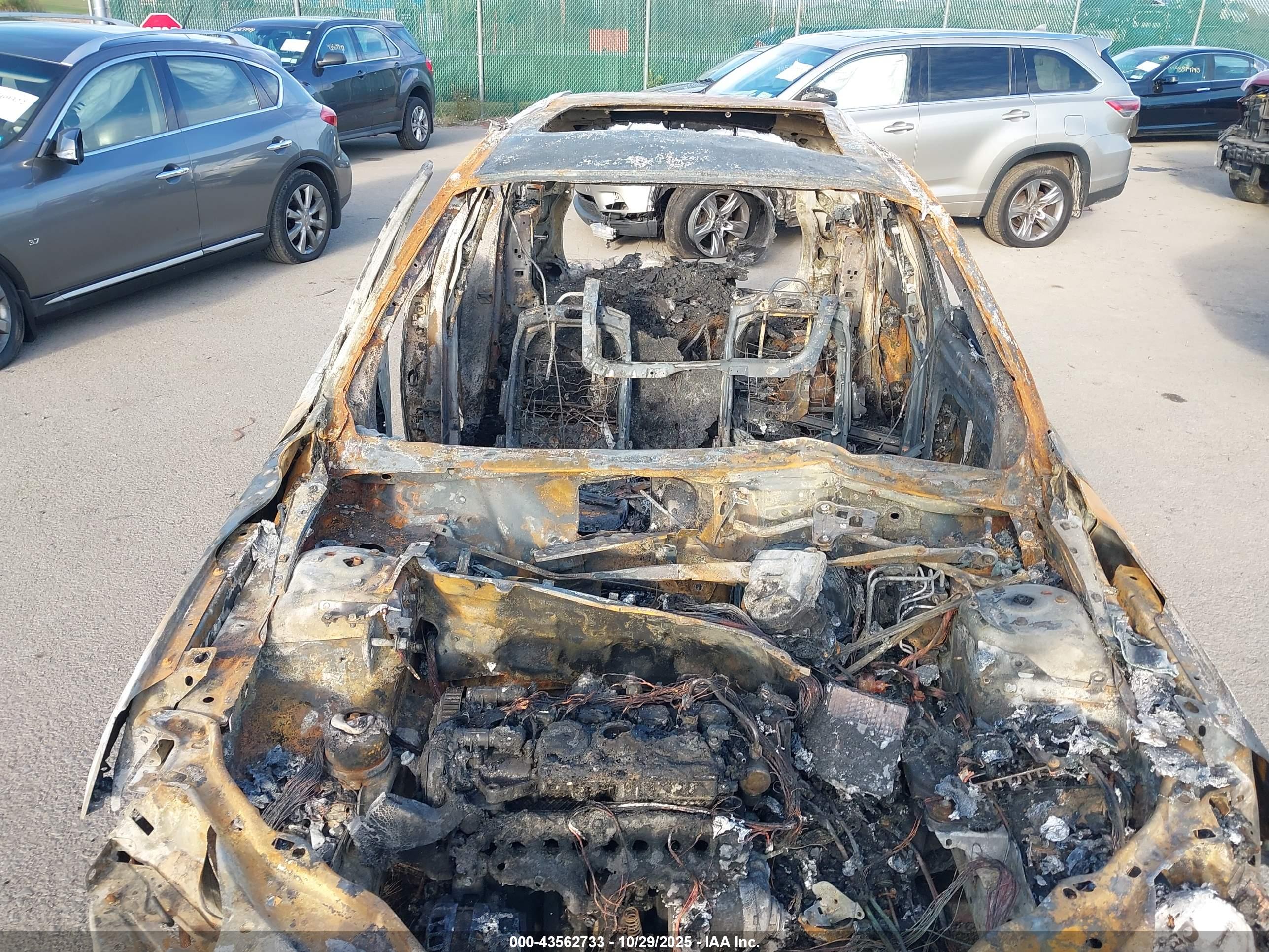 VOLVO XC60 image 6