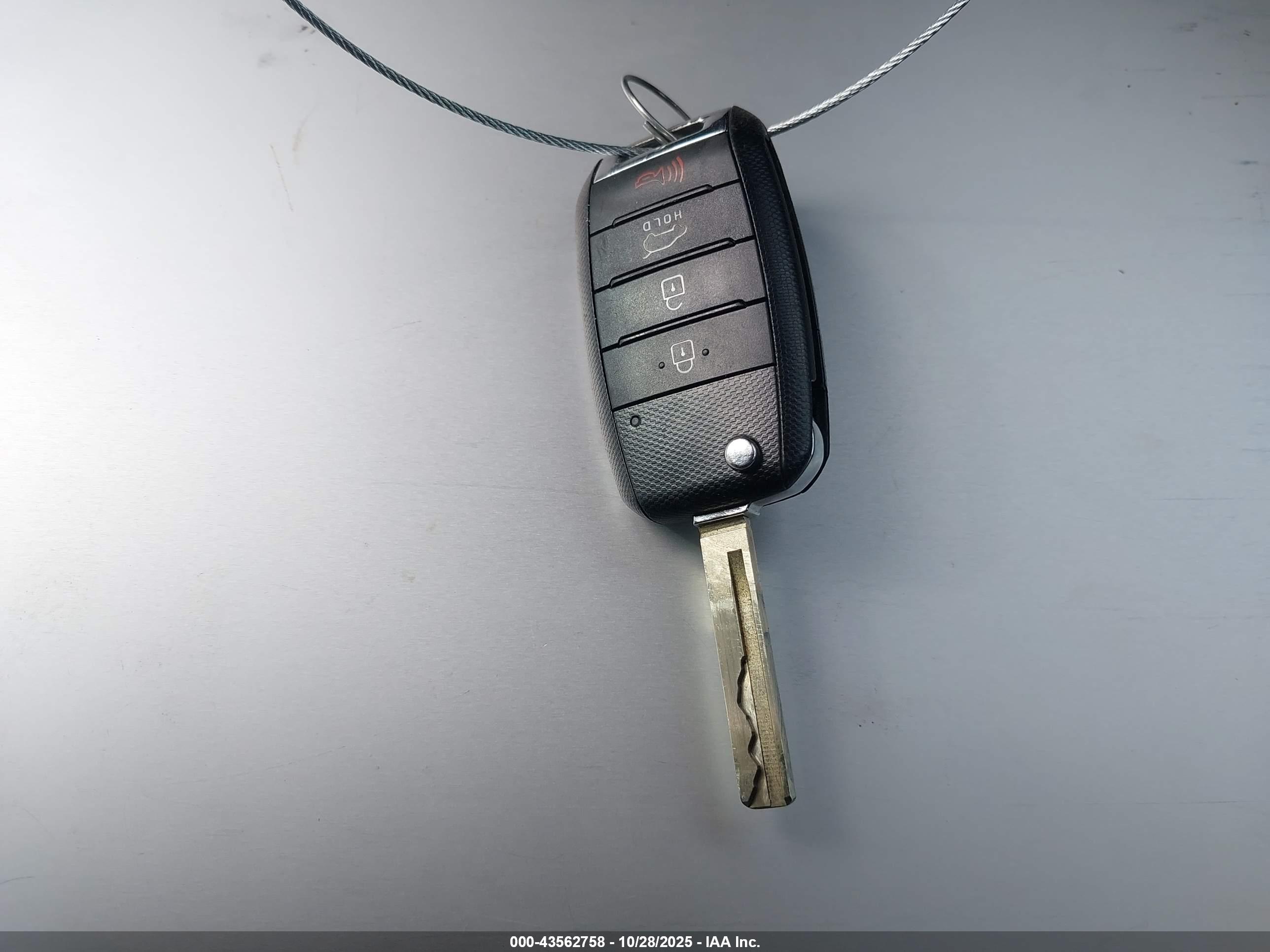 KIA SORENTO image 11