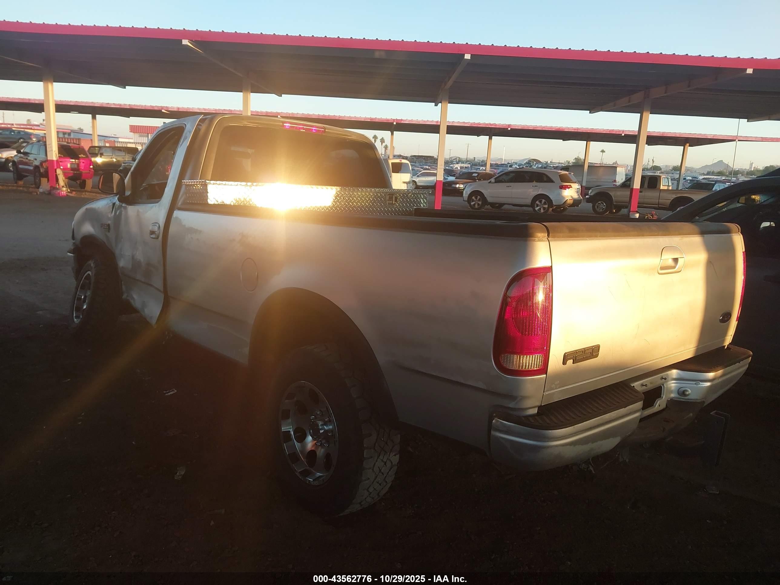 FORD F-250 image 3
