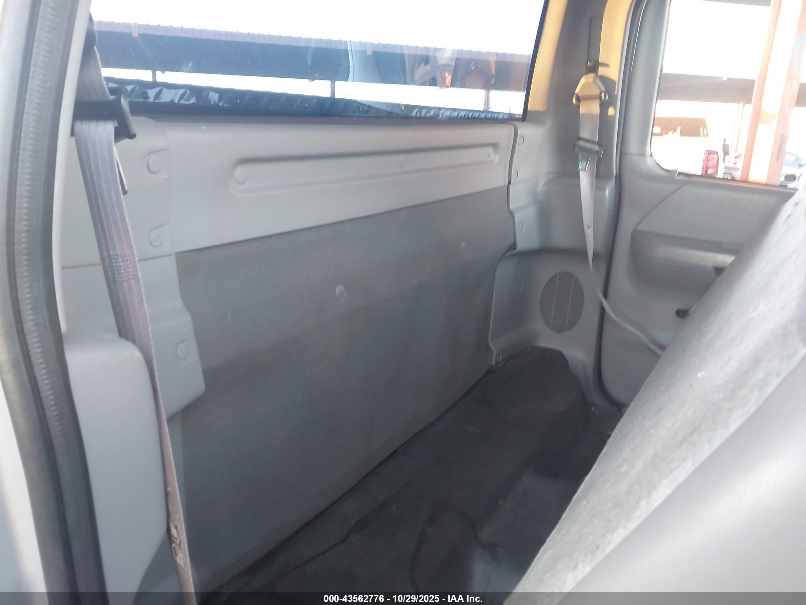 FORD F-250 image 8
