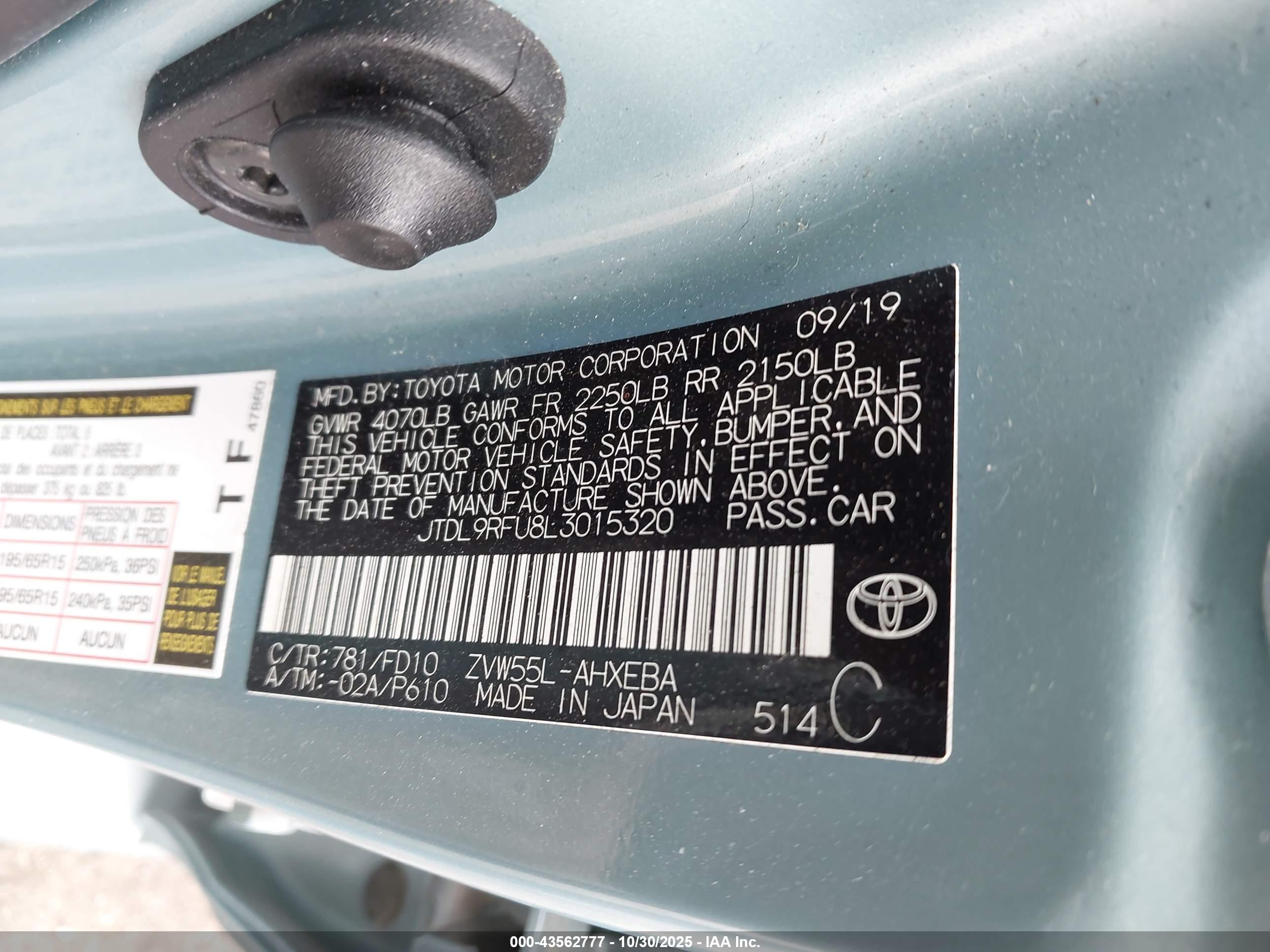 TOYOTA PRIUS image 9