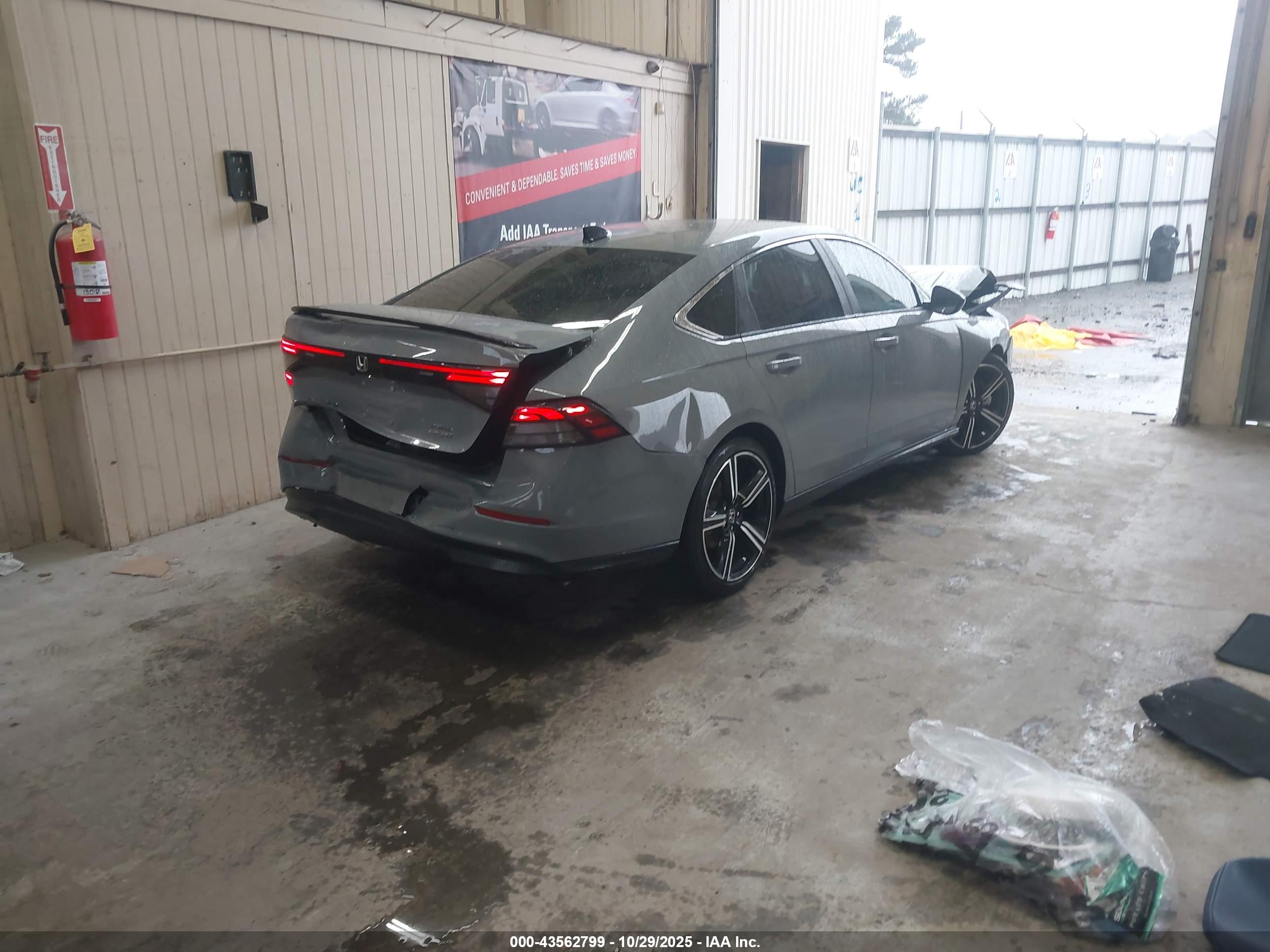 HONDA ACCORD image 4
