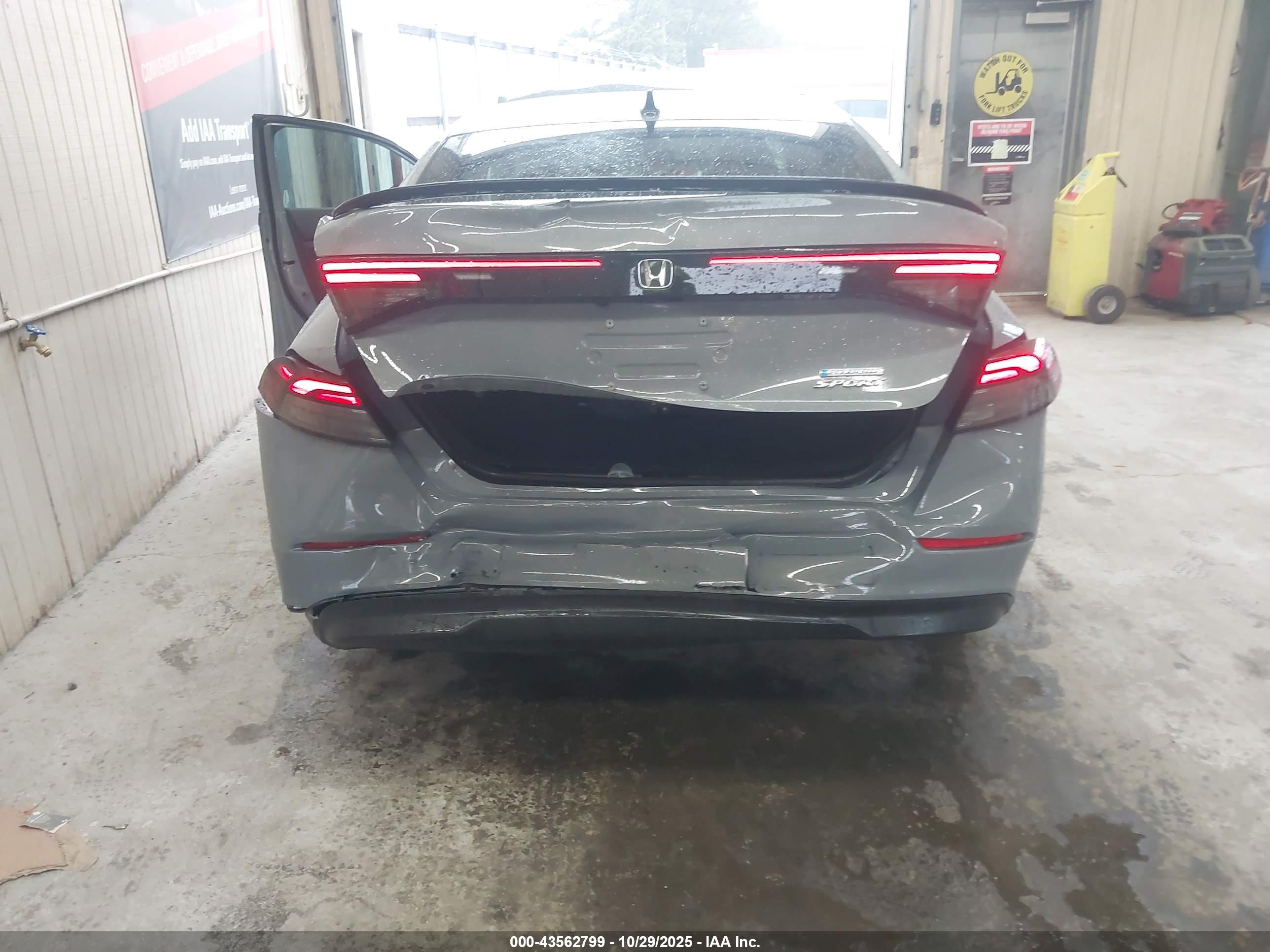 HONDA ACCORD image 6