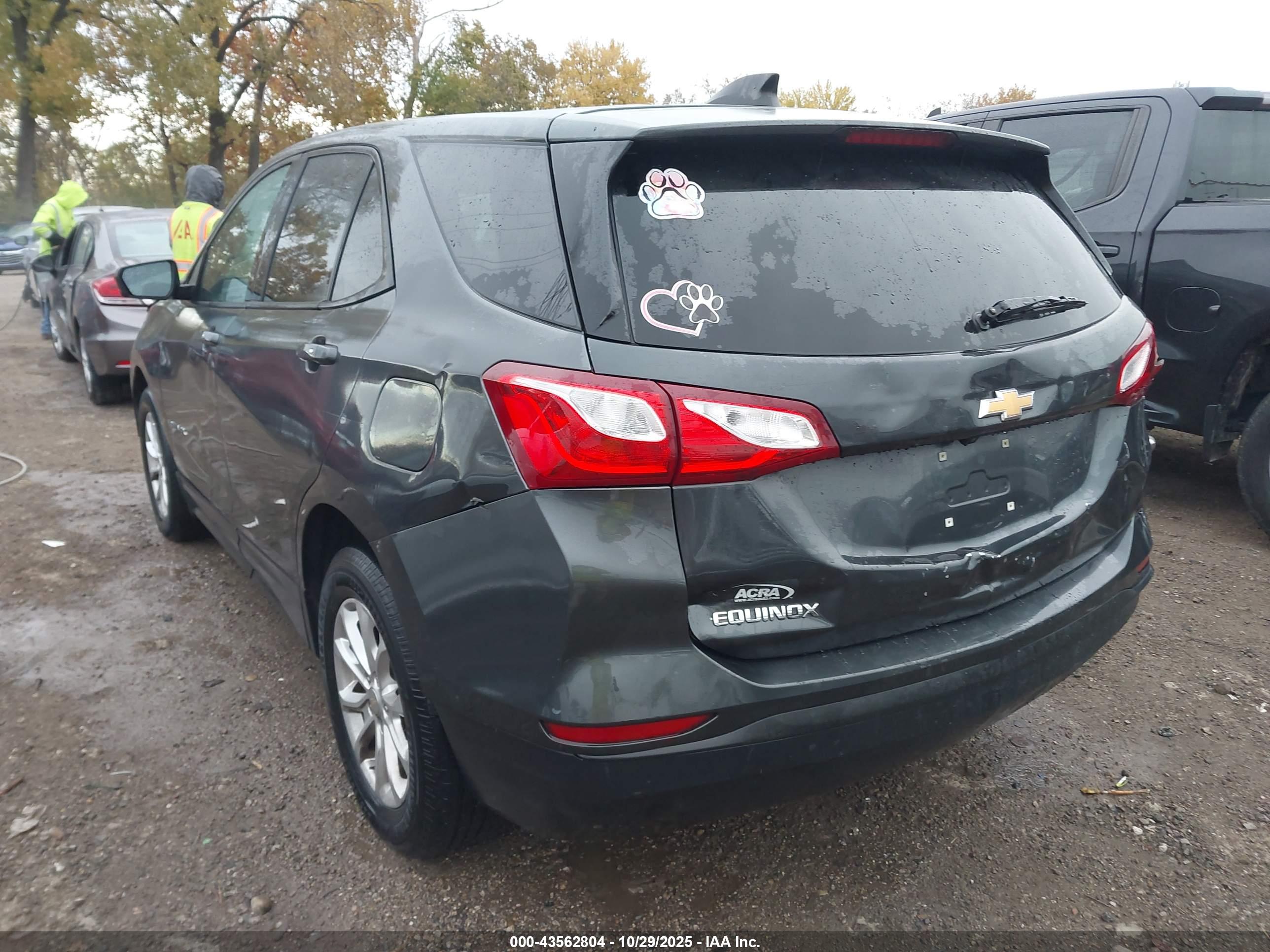 CHEVROLET EQUINOX image 3