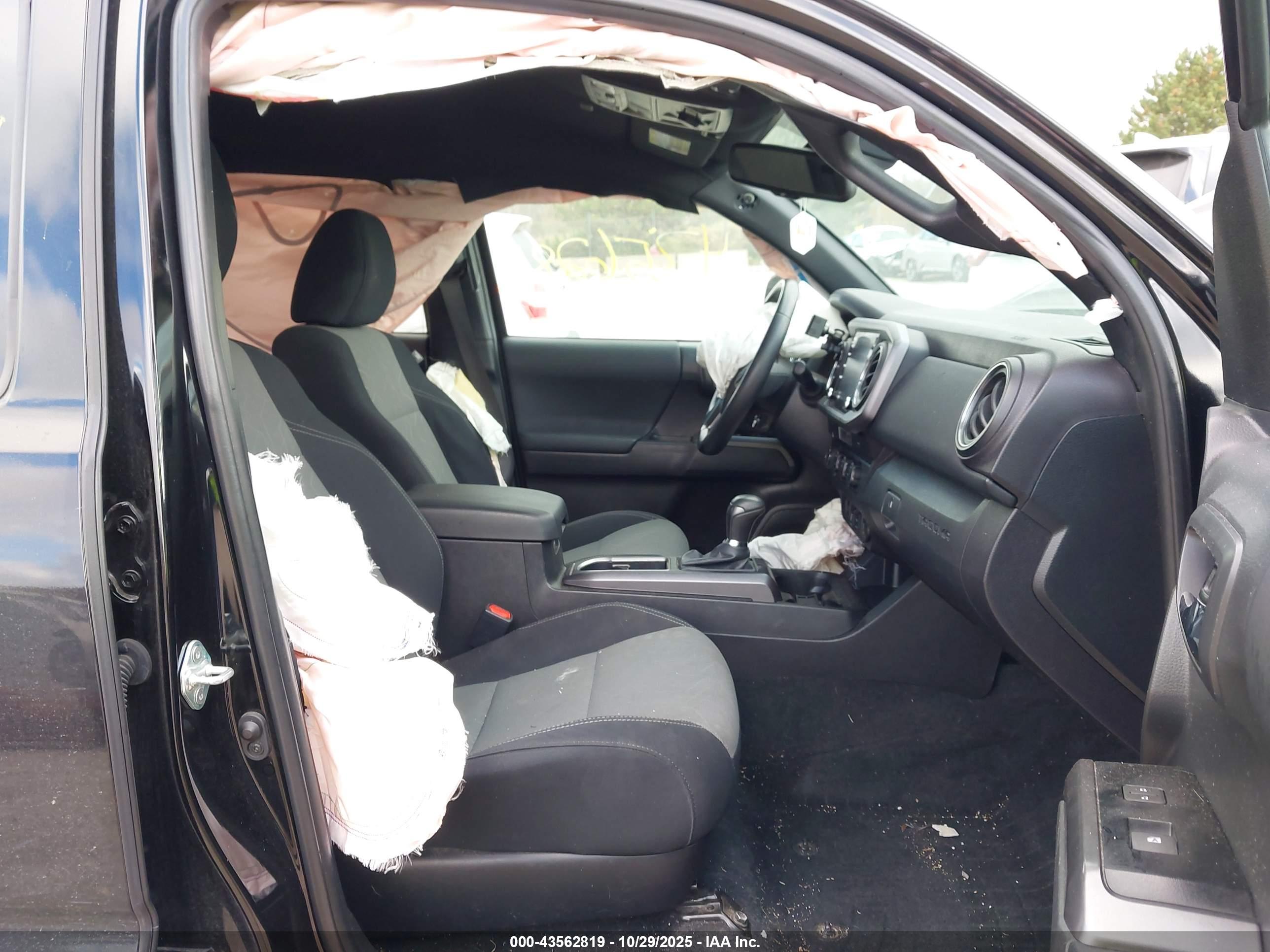 TOYOTA TACOMA image 5