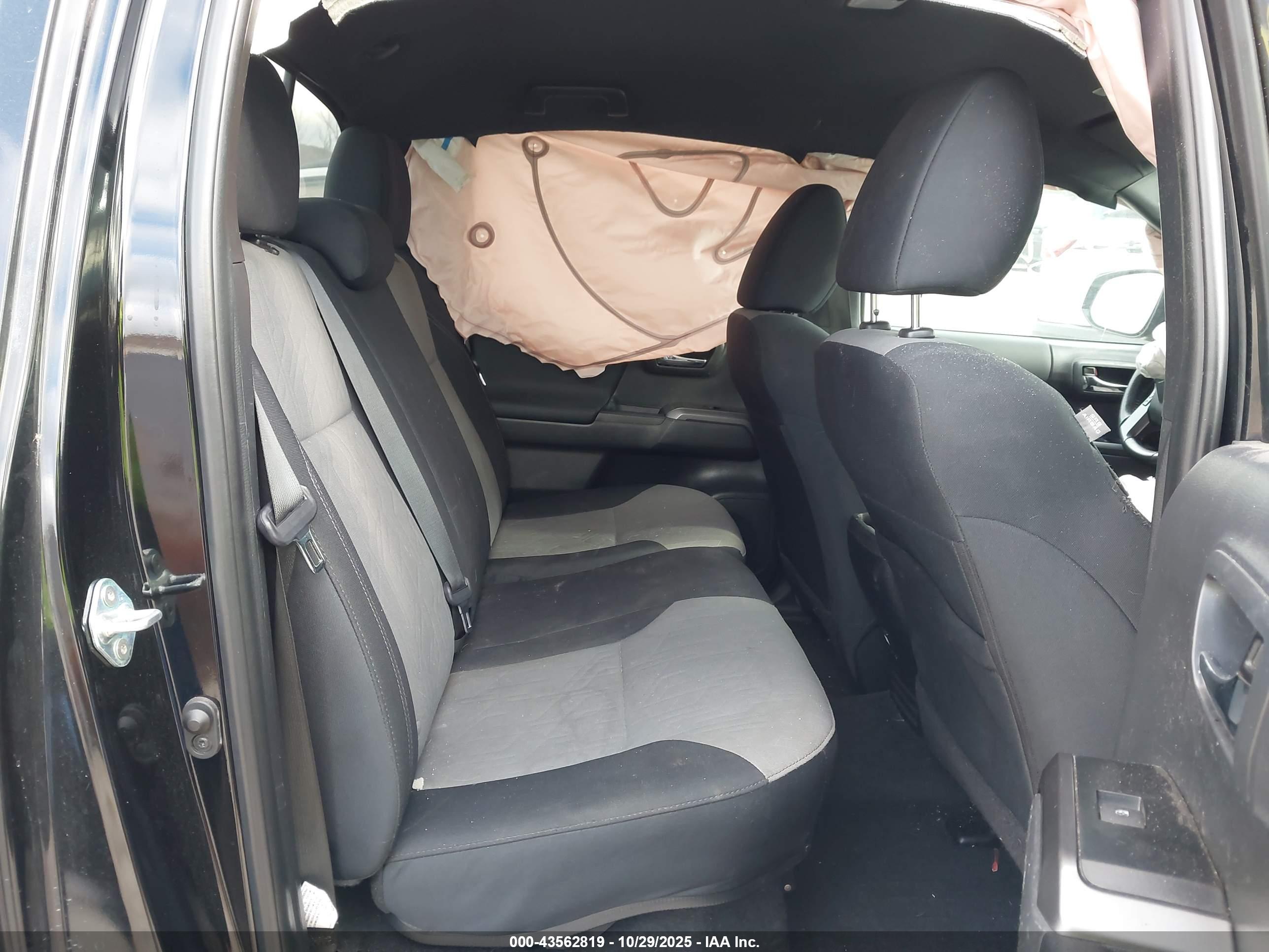 TOYOTA TACOMA image 8