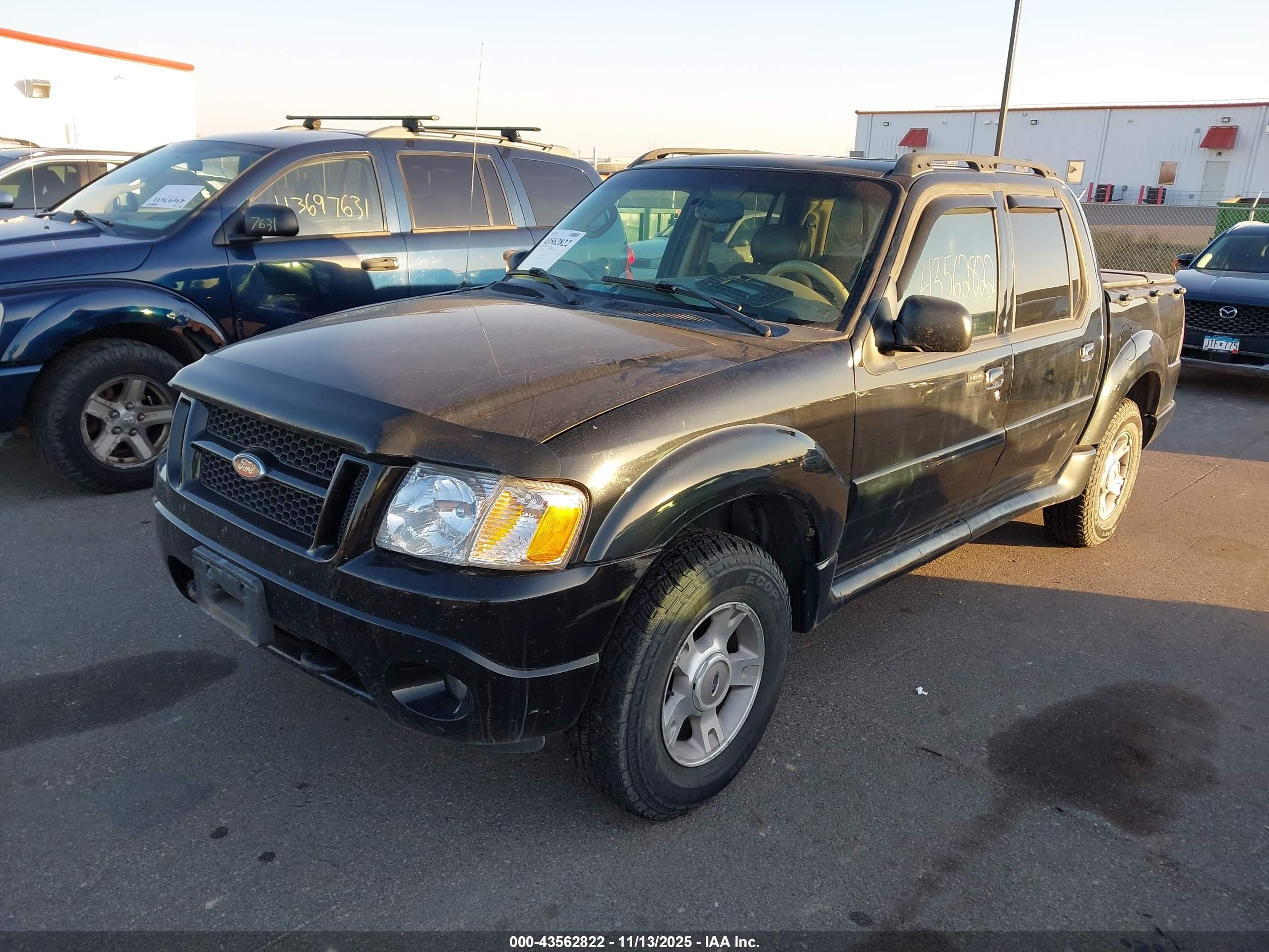 FORD EXPLORER image 2