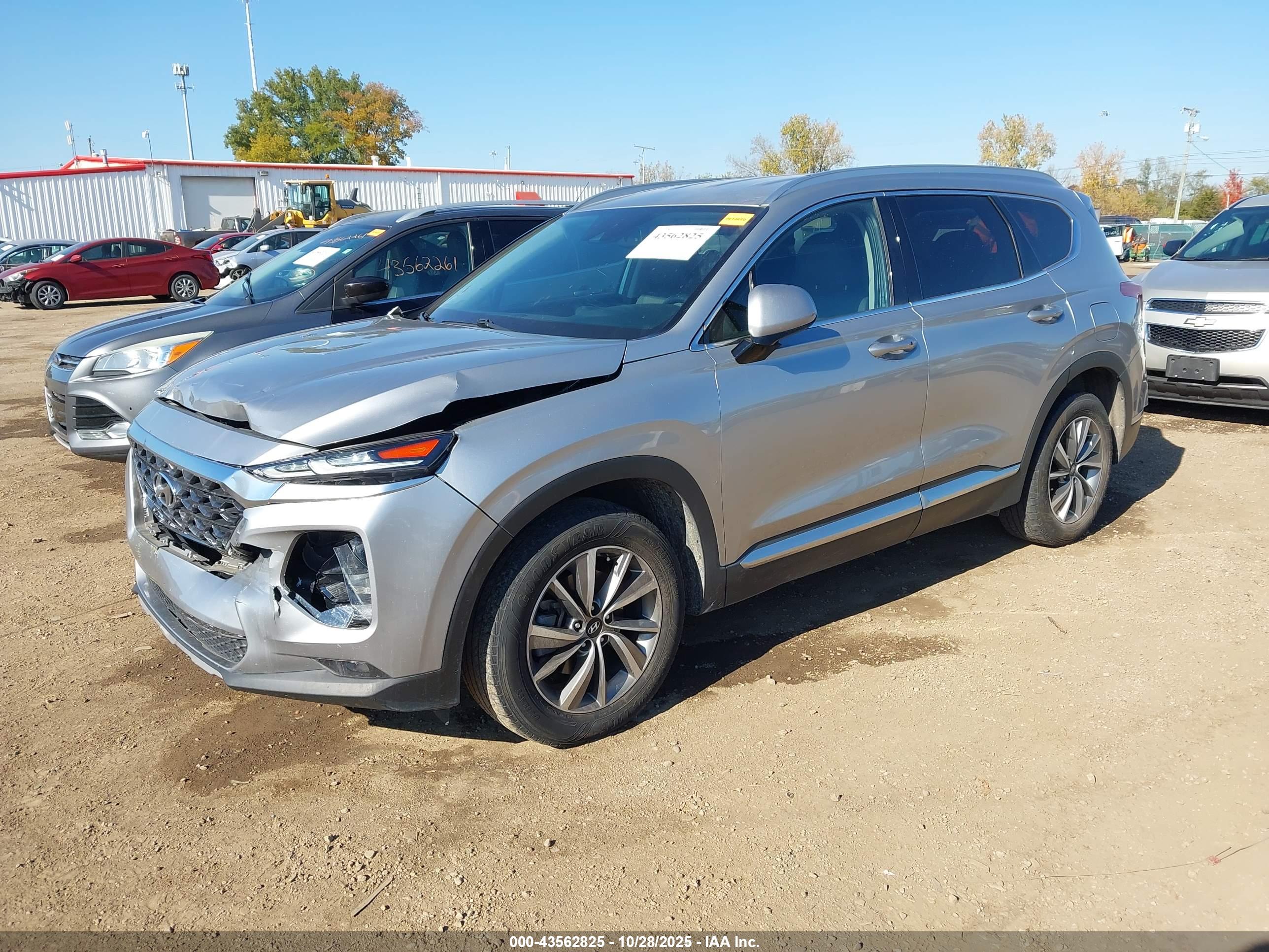 HYUNDAI SANTA image 2