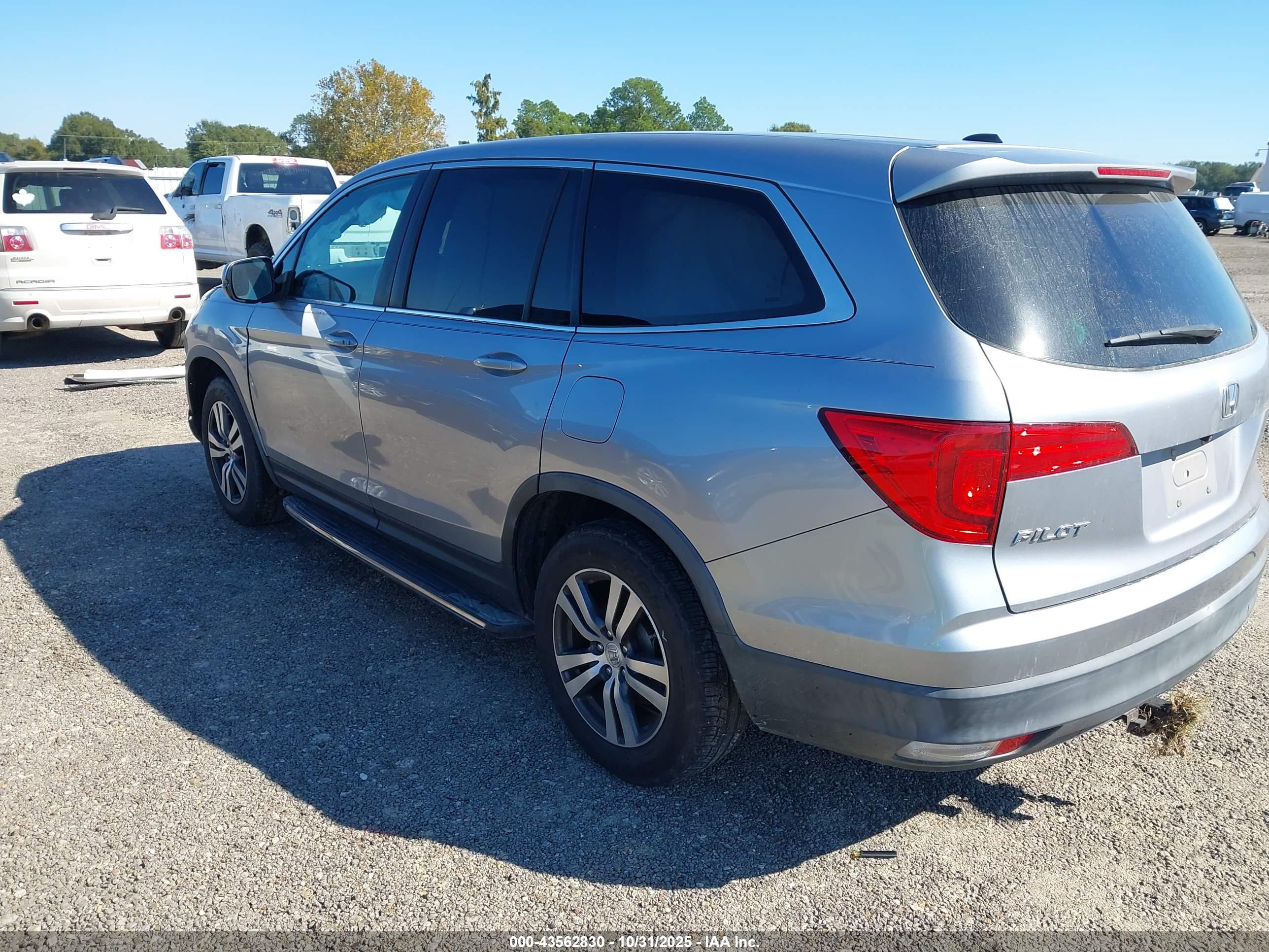 HONDA PILOT image 3