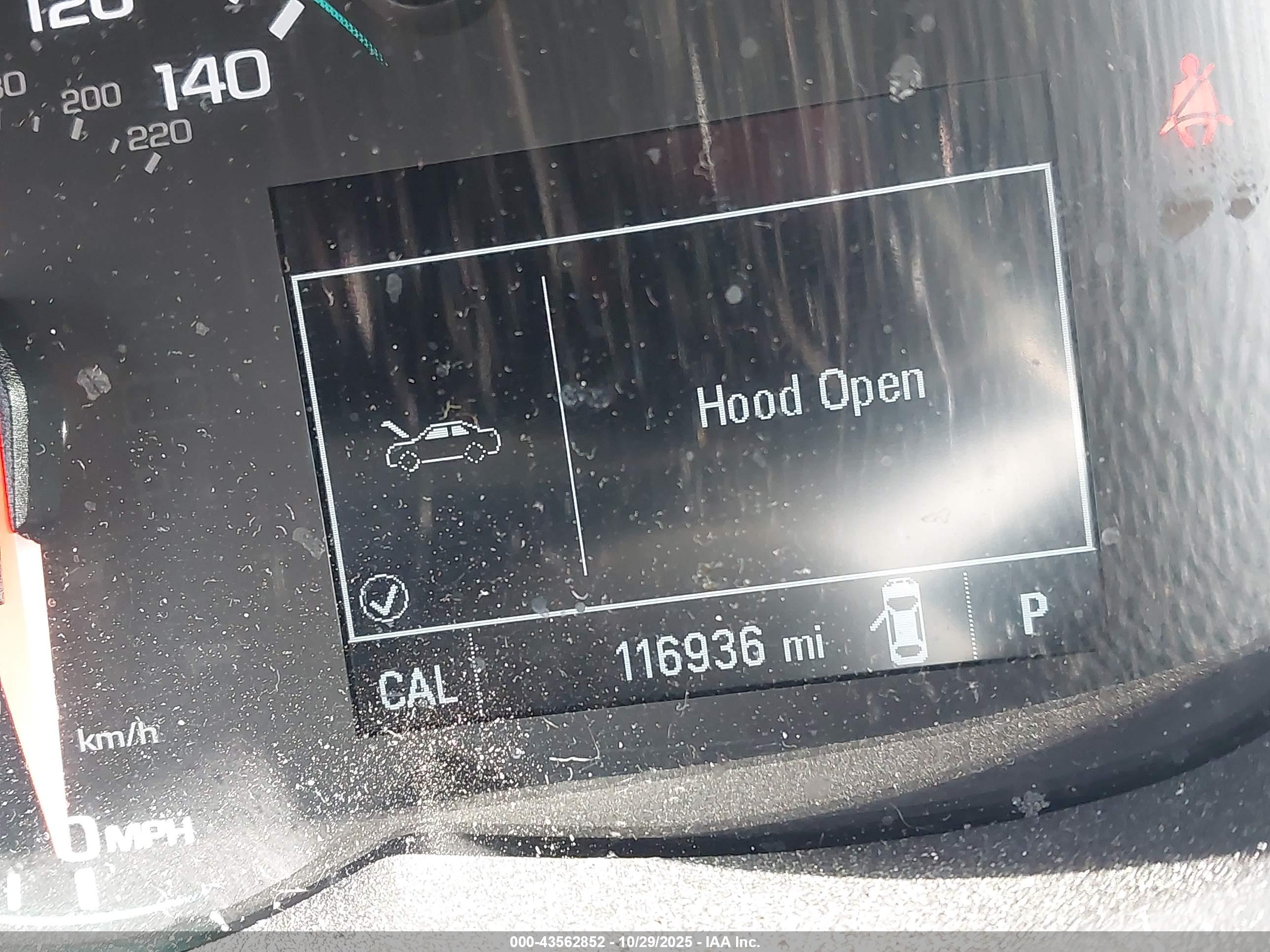 CHEVROLET TRAX image 7
