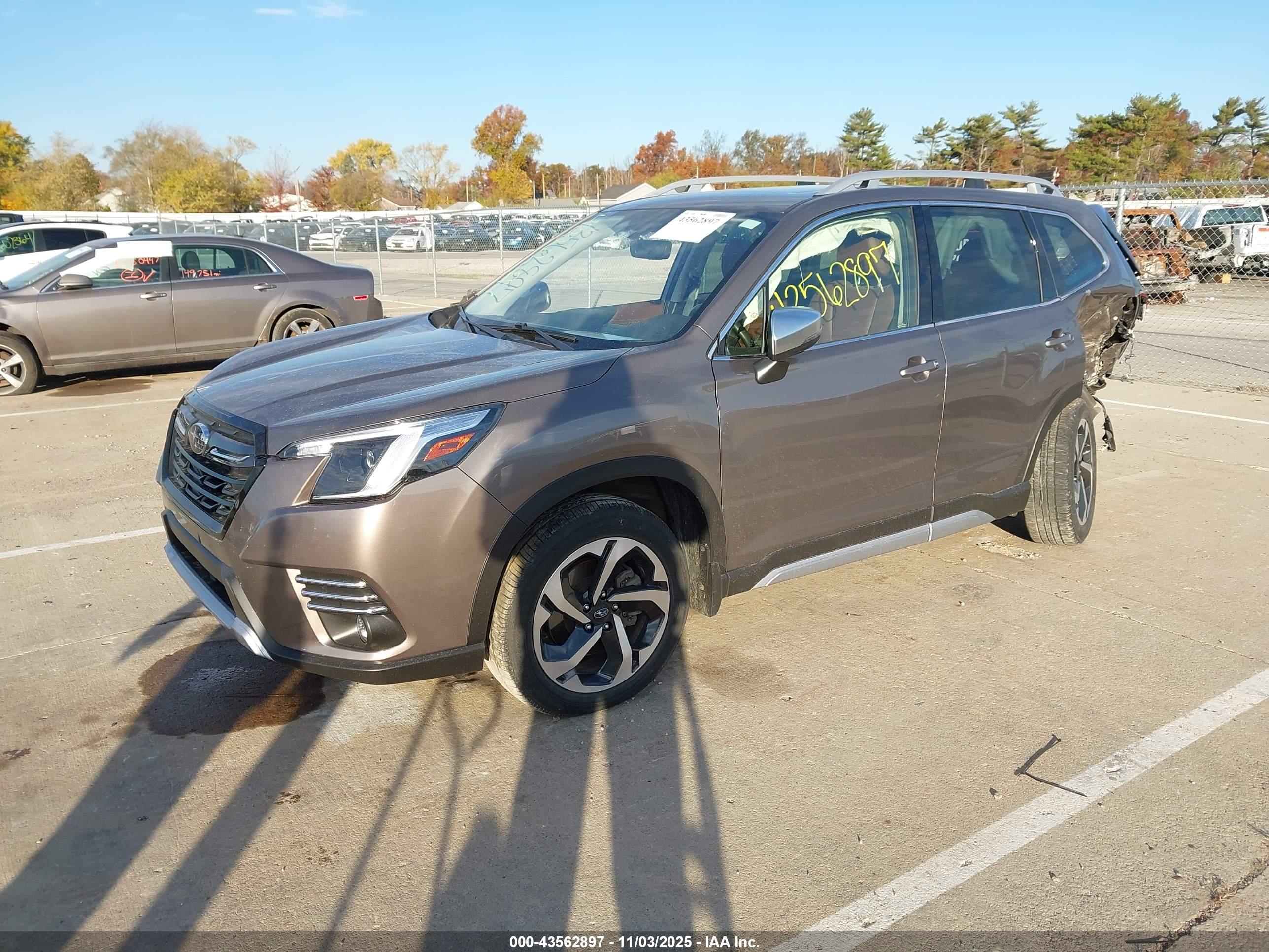 SUBARU FORESTER image 2