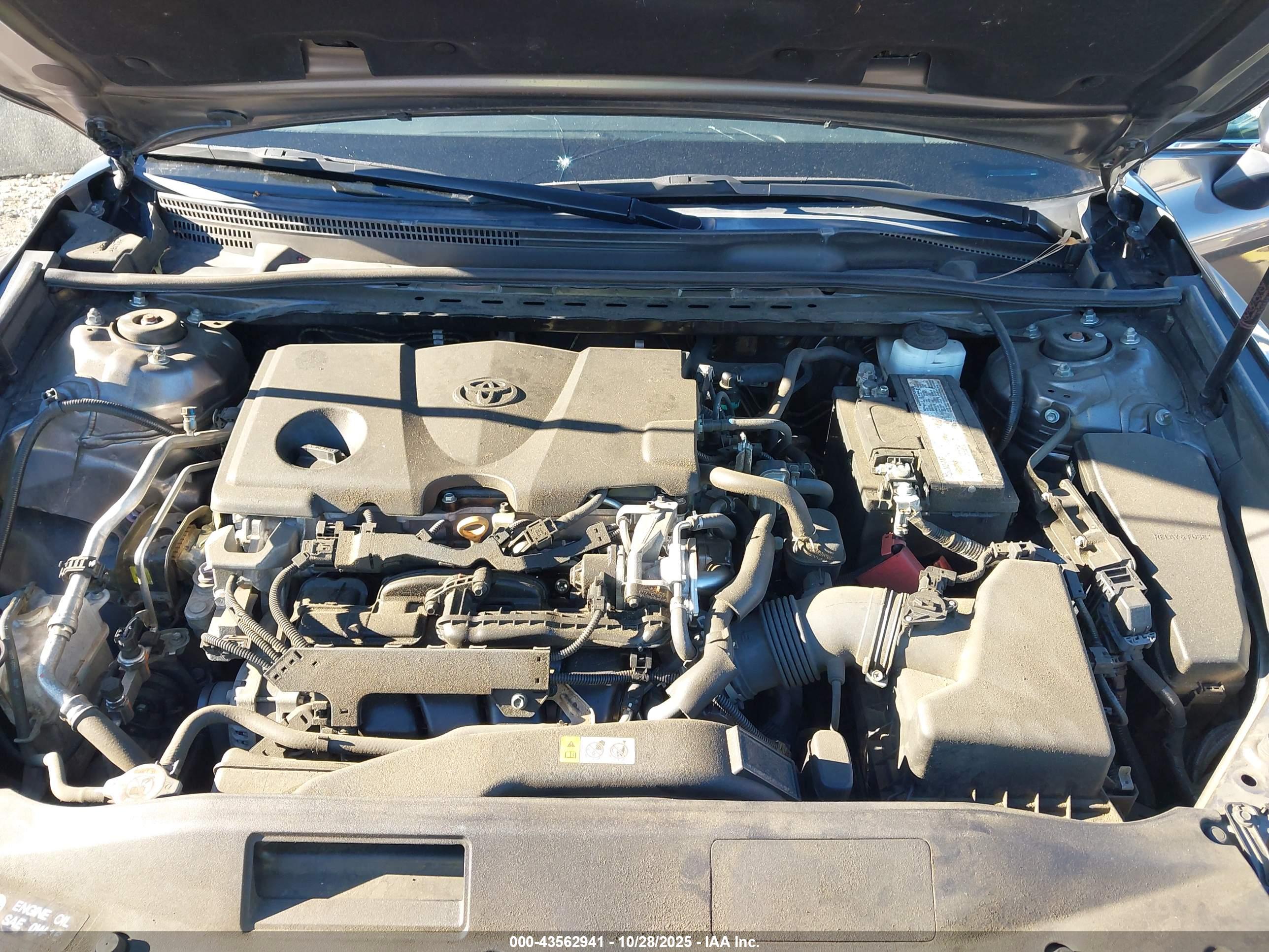 TOYOTA CAMRY image 10
