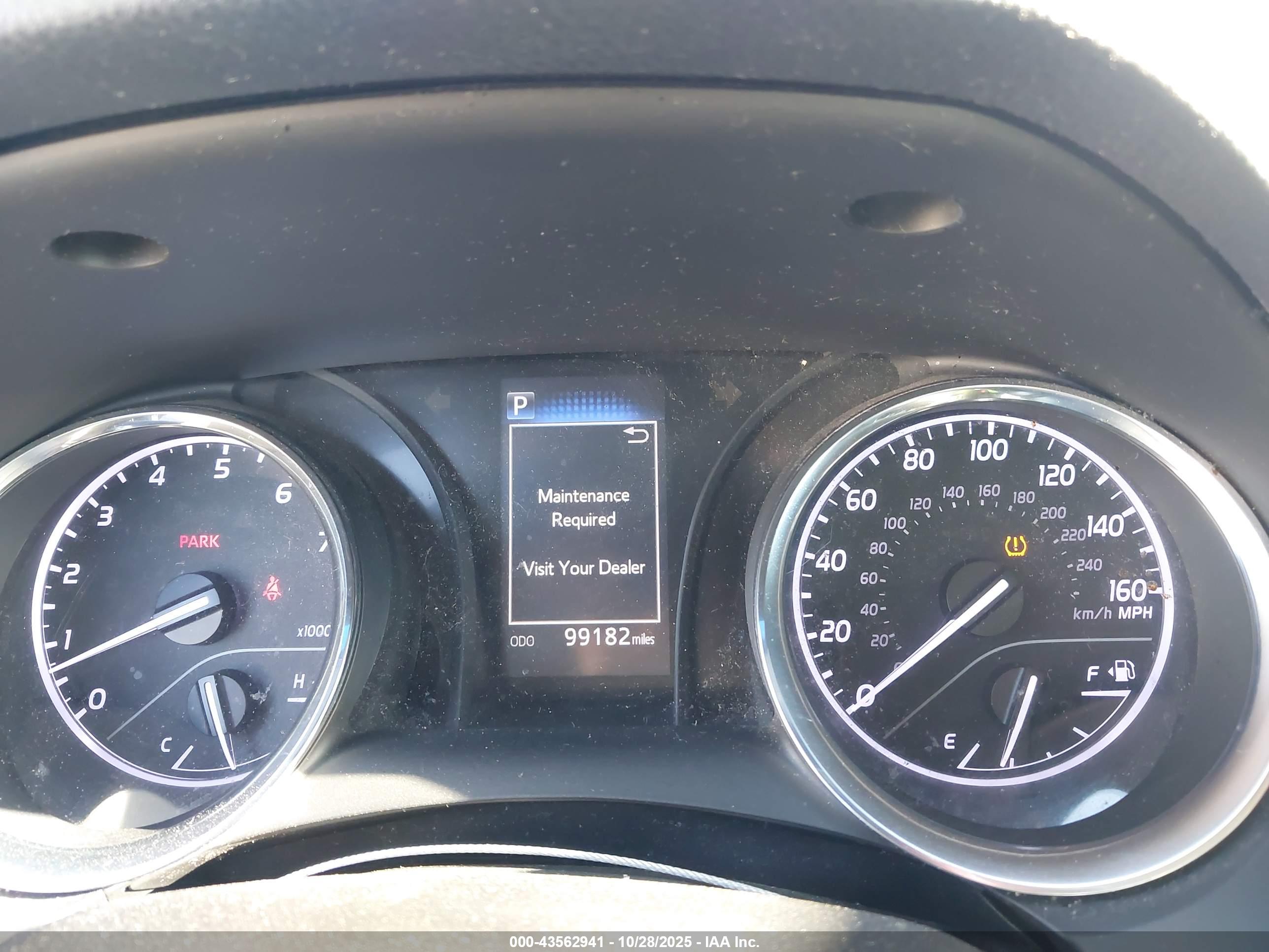 TOYOTA CAMRY image 7