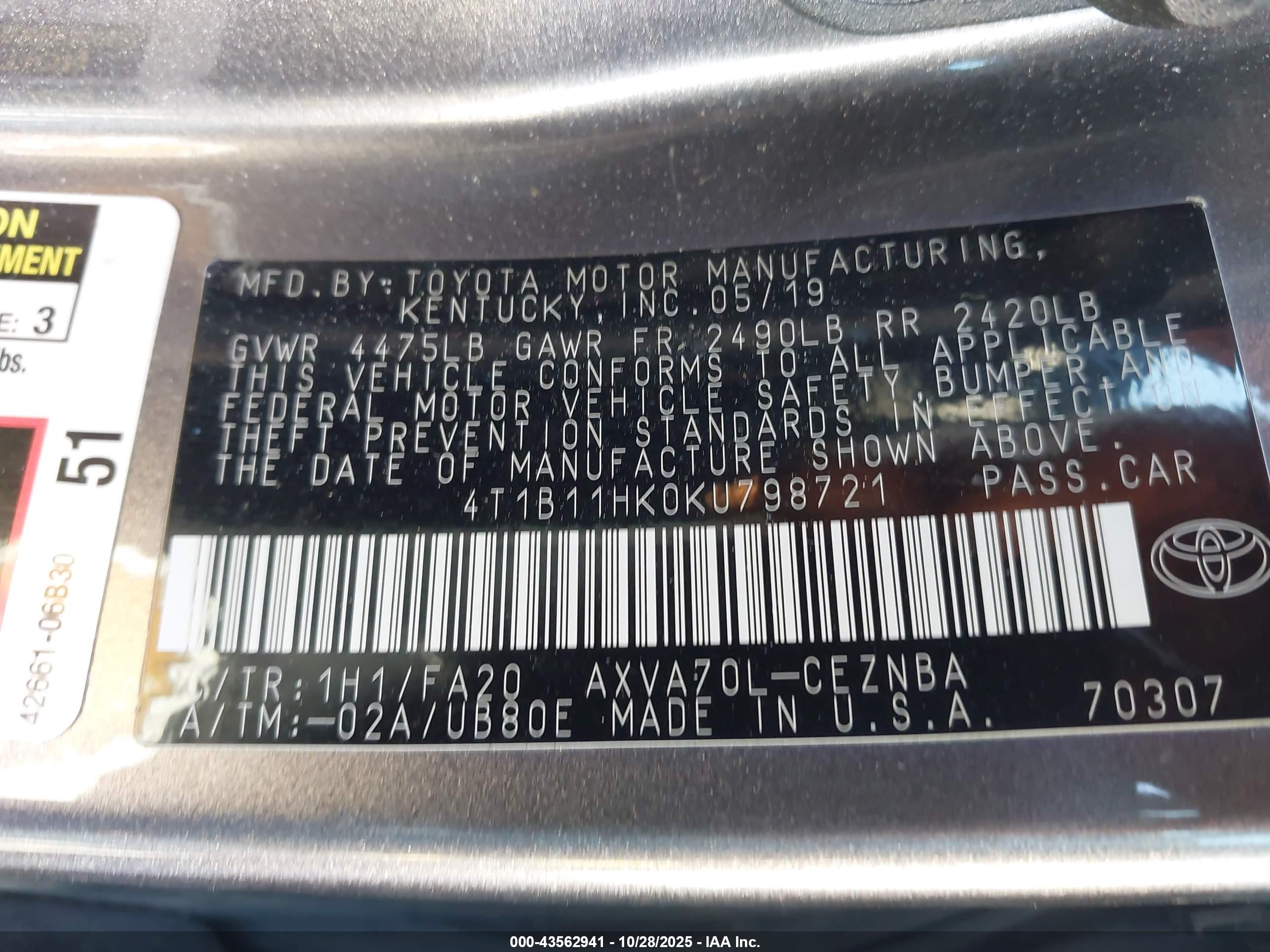 TOYOTA CAMRY image 9