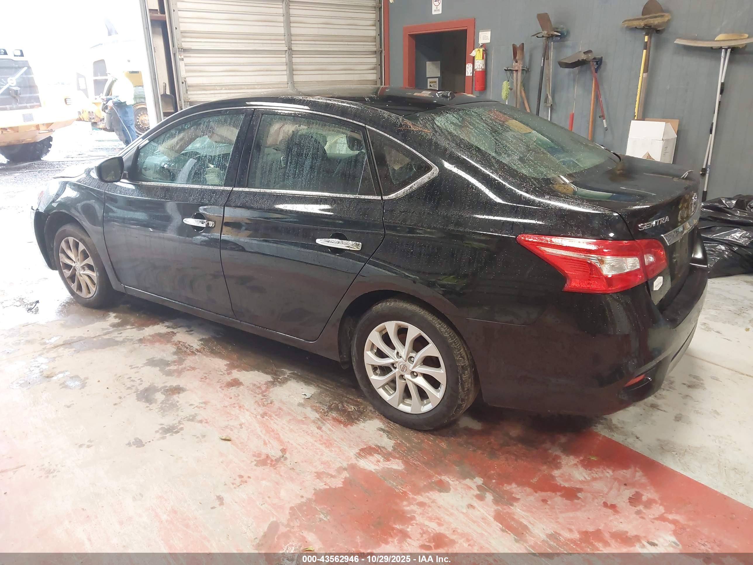 NISSAN SENTRA image 3