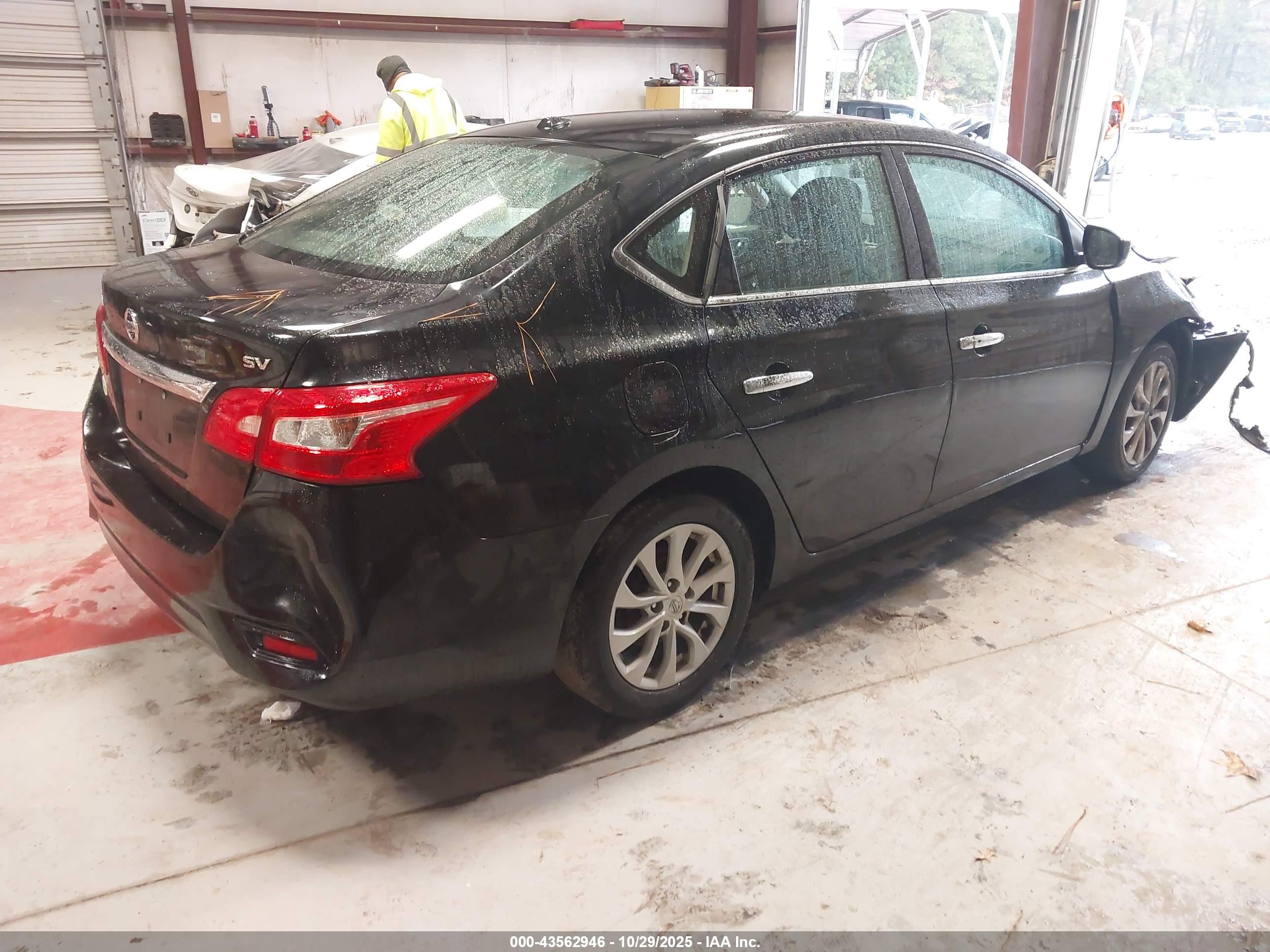 NISSAN SENTRA image 4