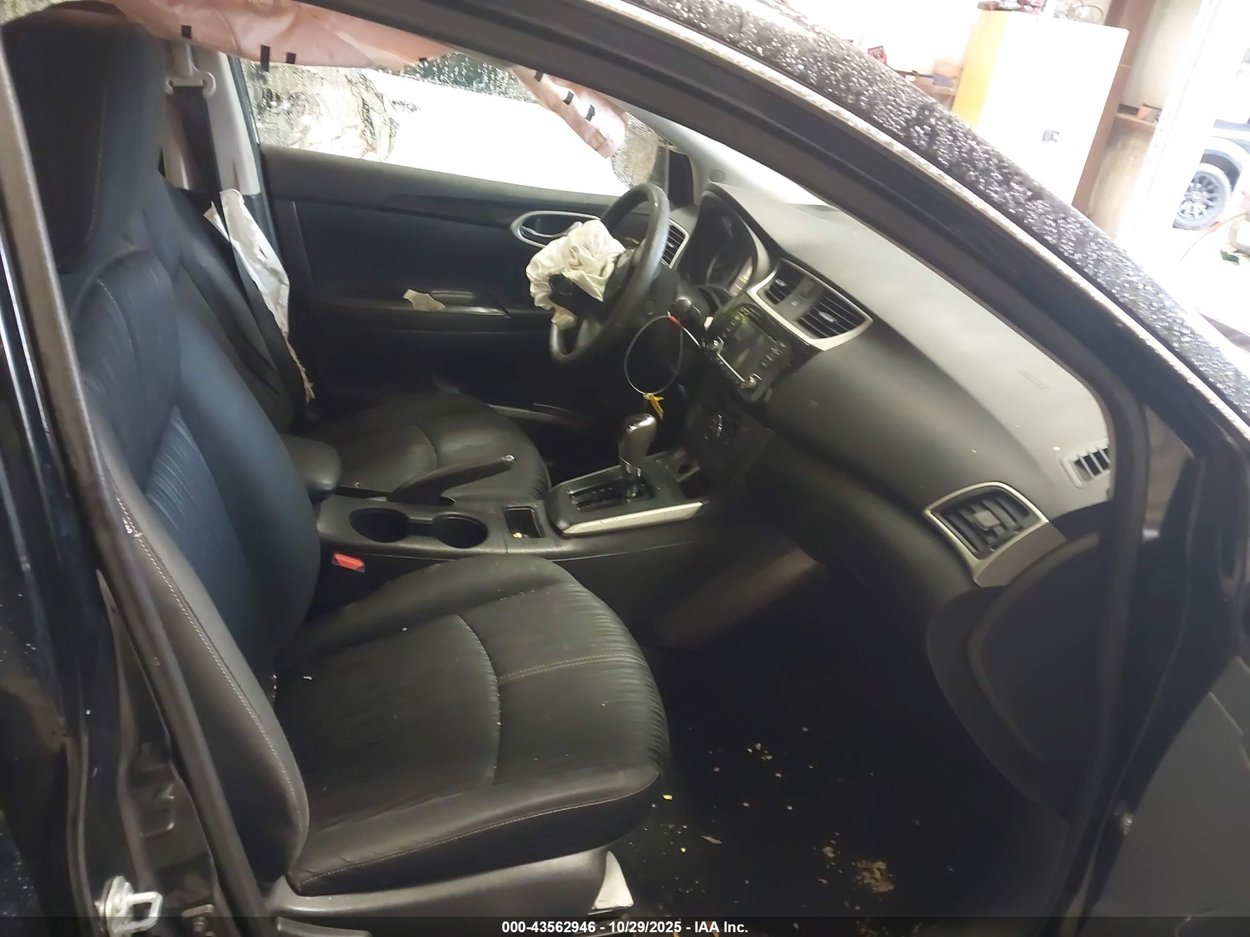 NISSAN SENTRA image 5