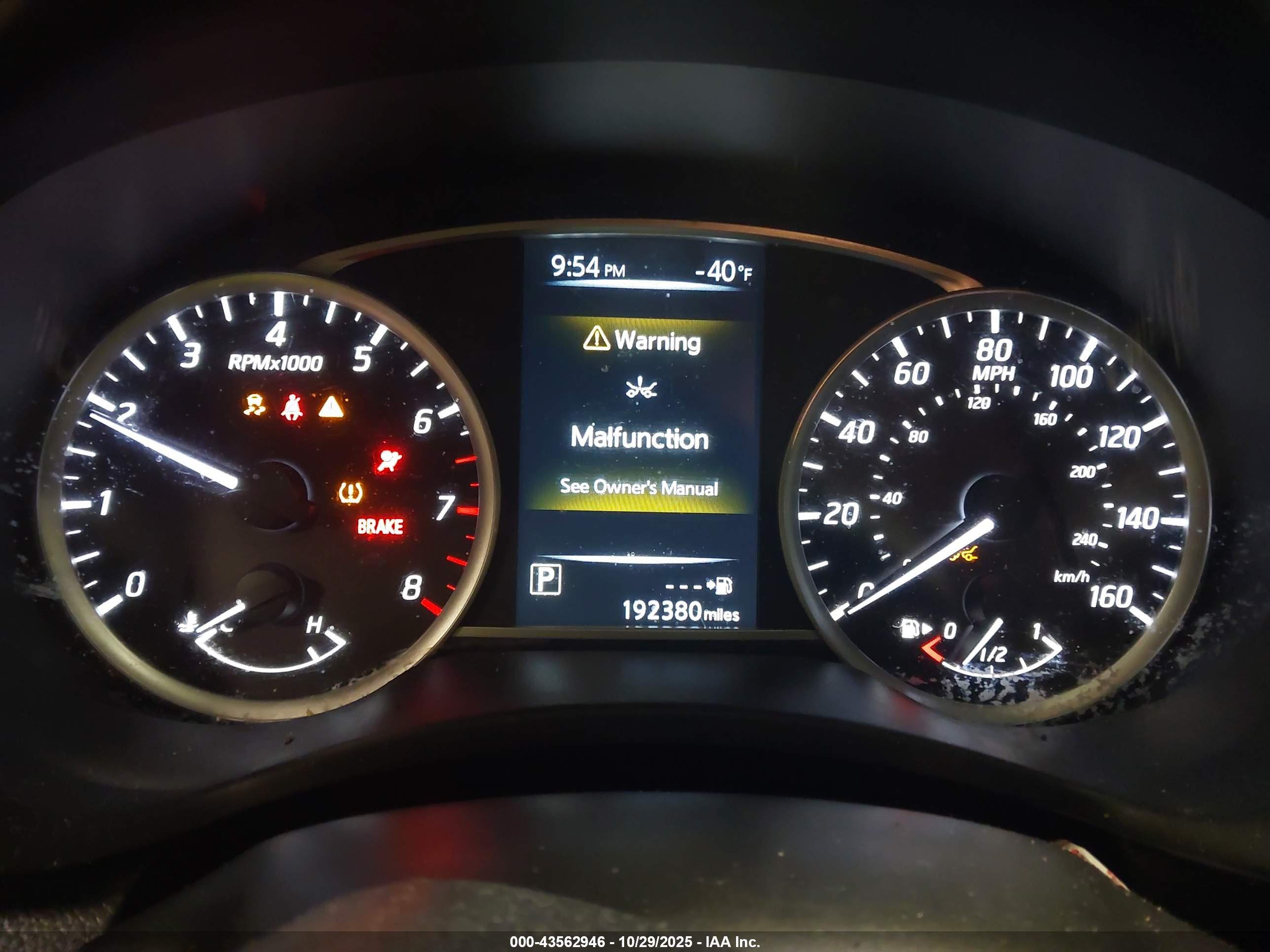 NISSAN SENTRA image 7